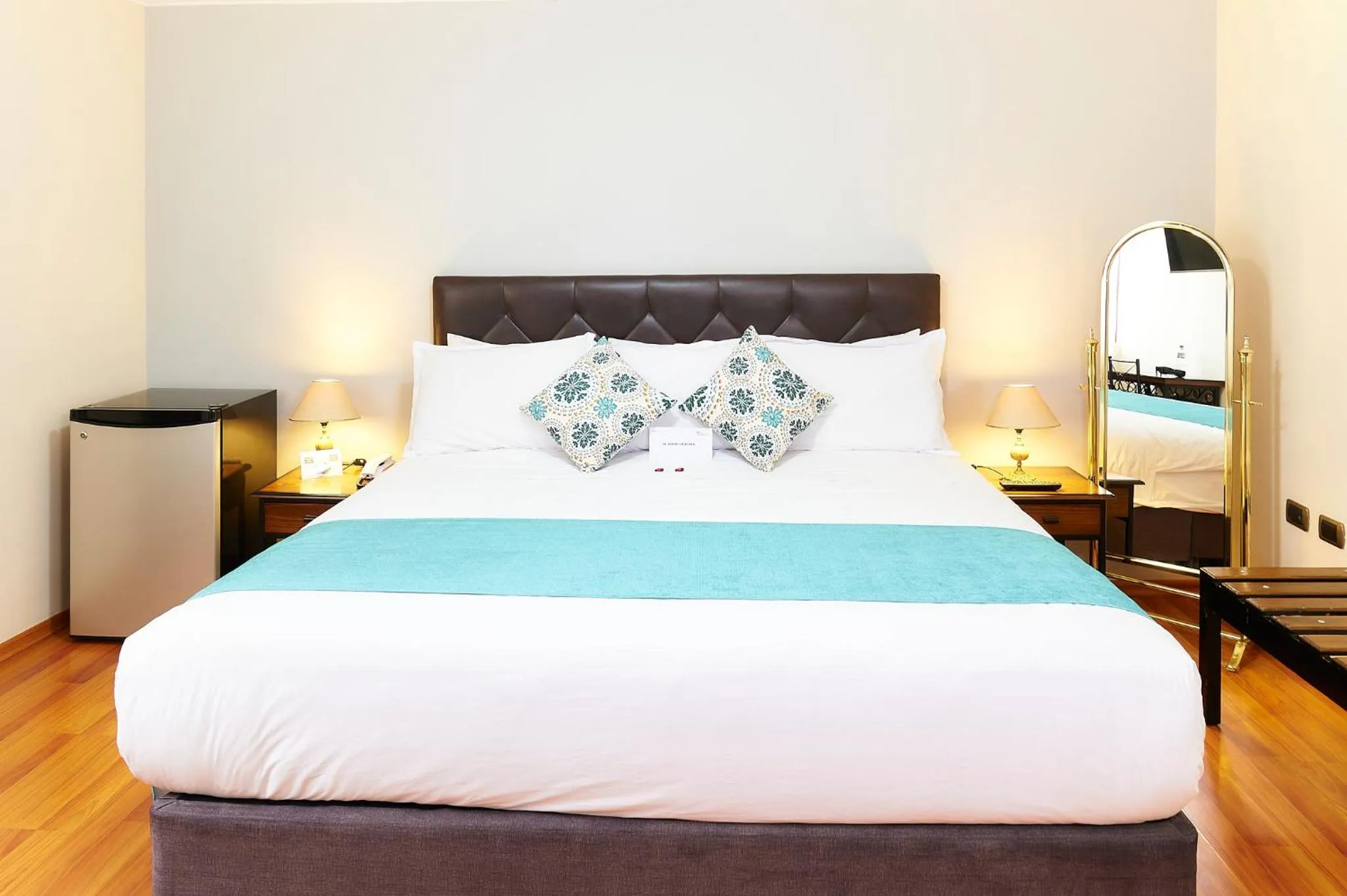 Bedroom, Bed in Hotel Los Tambos Colonial