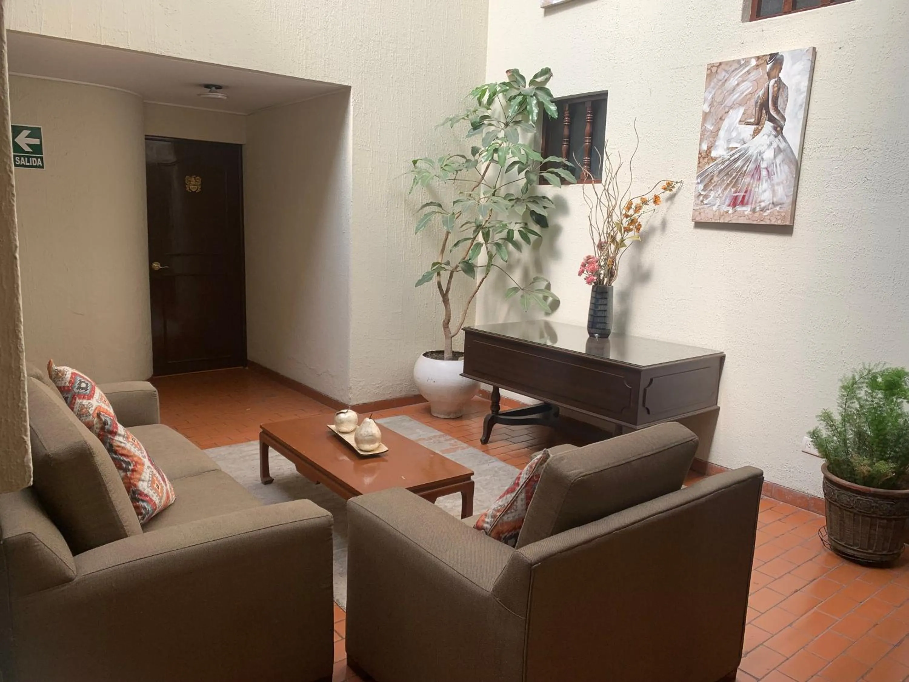 Living room in Hotel Los Tambos Colonial