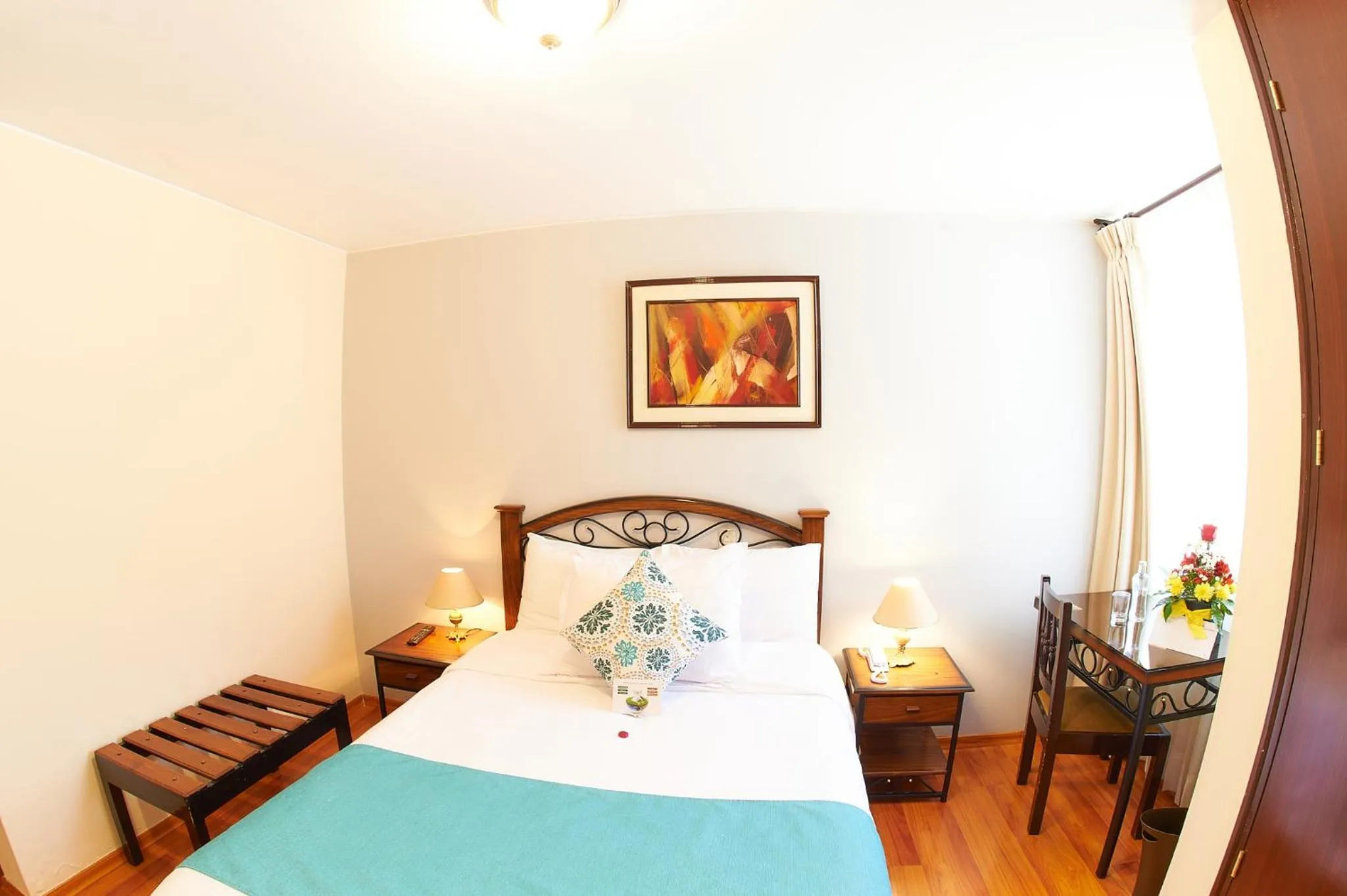 Photo of the whole room, Bed in Hotel Los Tambos Colonial