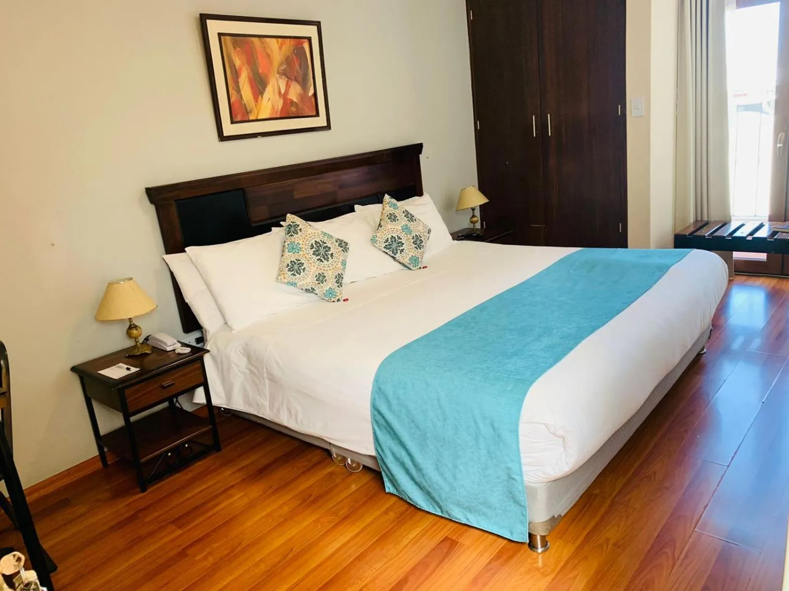 Bed in Hotel Los Tambos Colonial