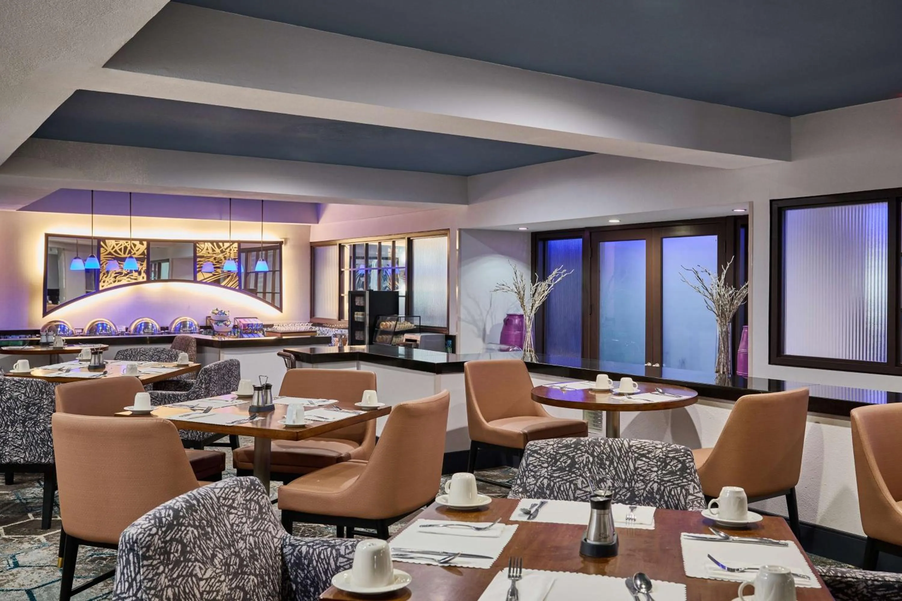 Restaurant/places to eat in DoubleTree by Hilton Chatsworth