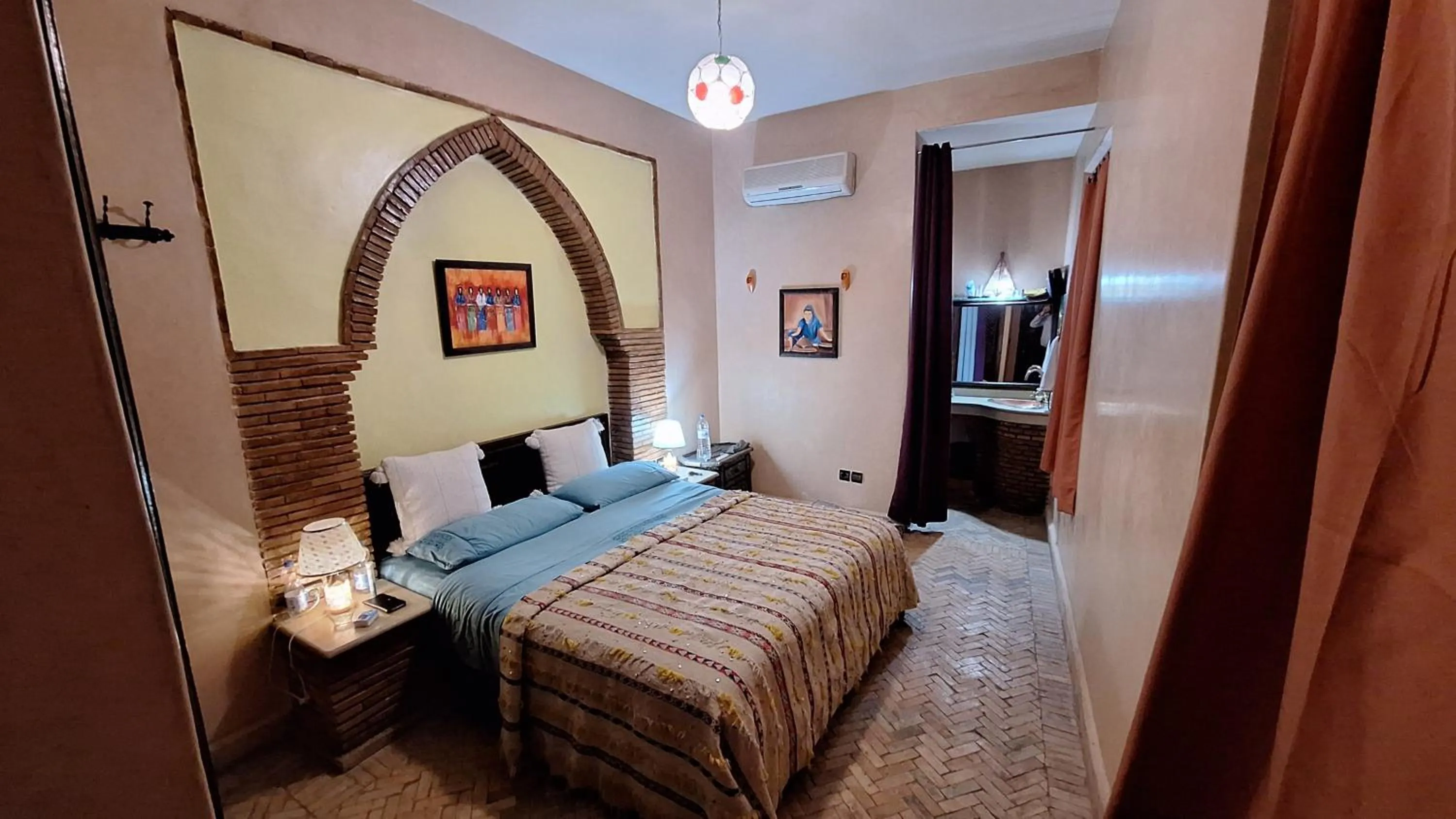 Bed in Riad Sesame