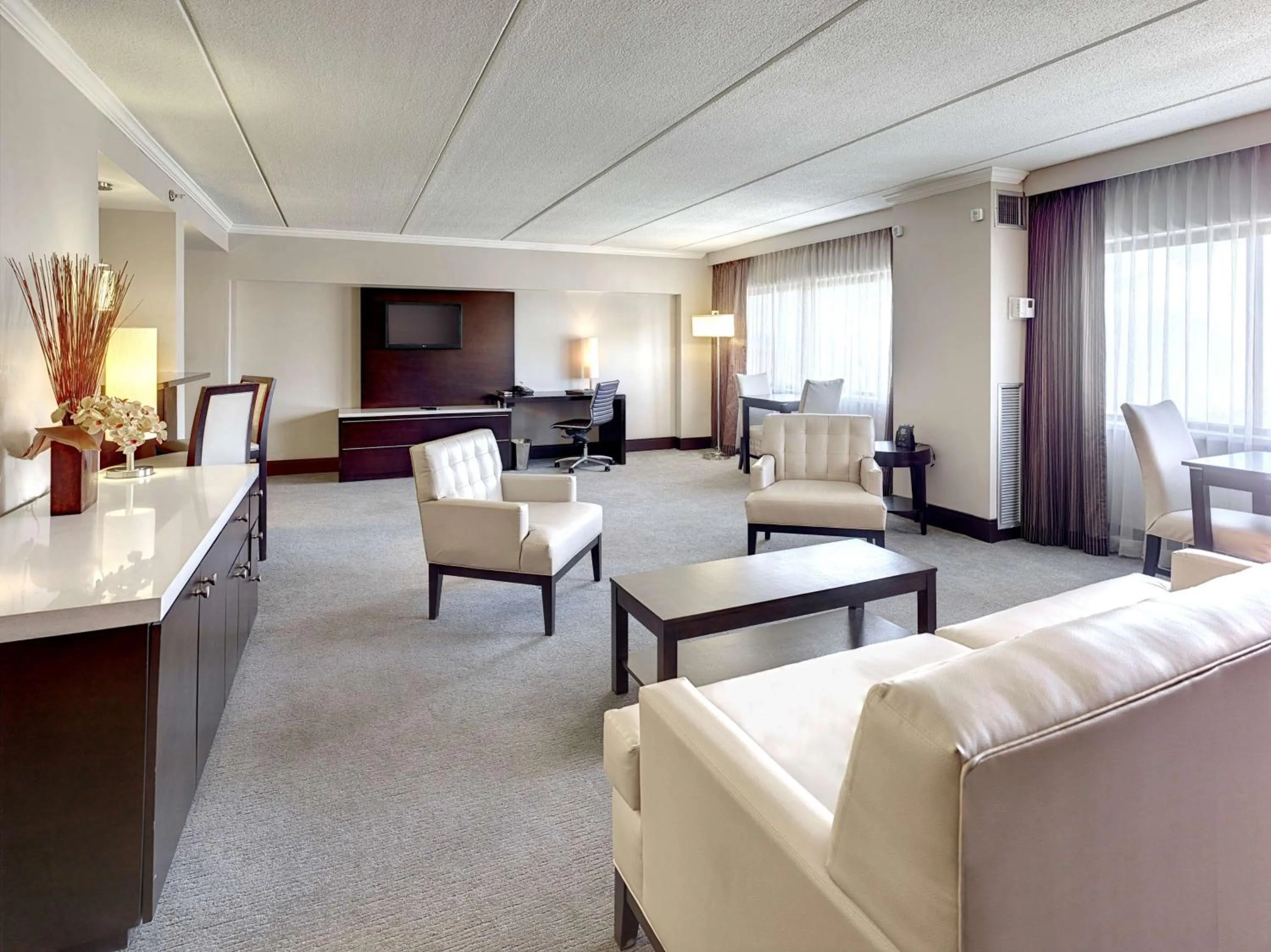 Bedroom in Hilton Albany