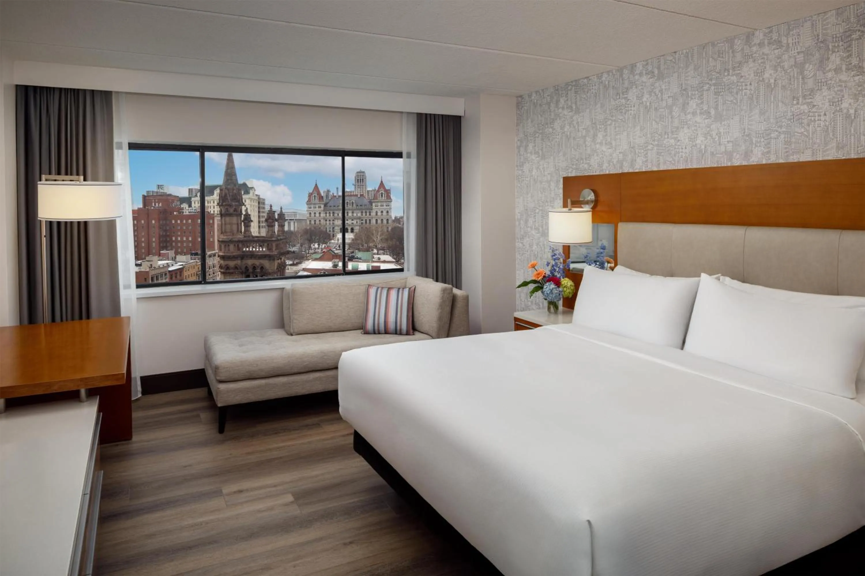 Bed in Hilton Albany