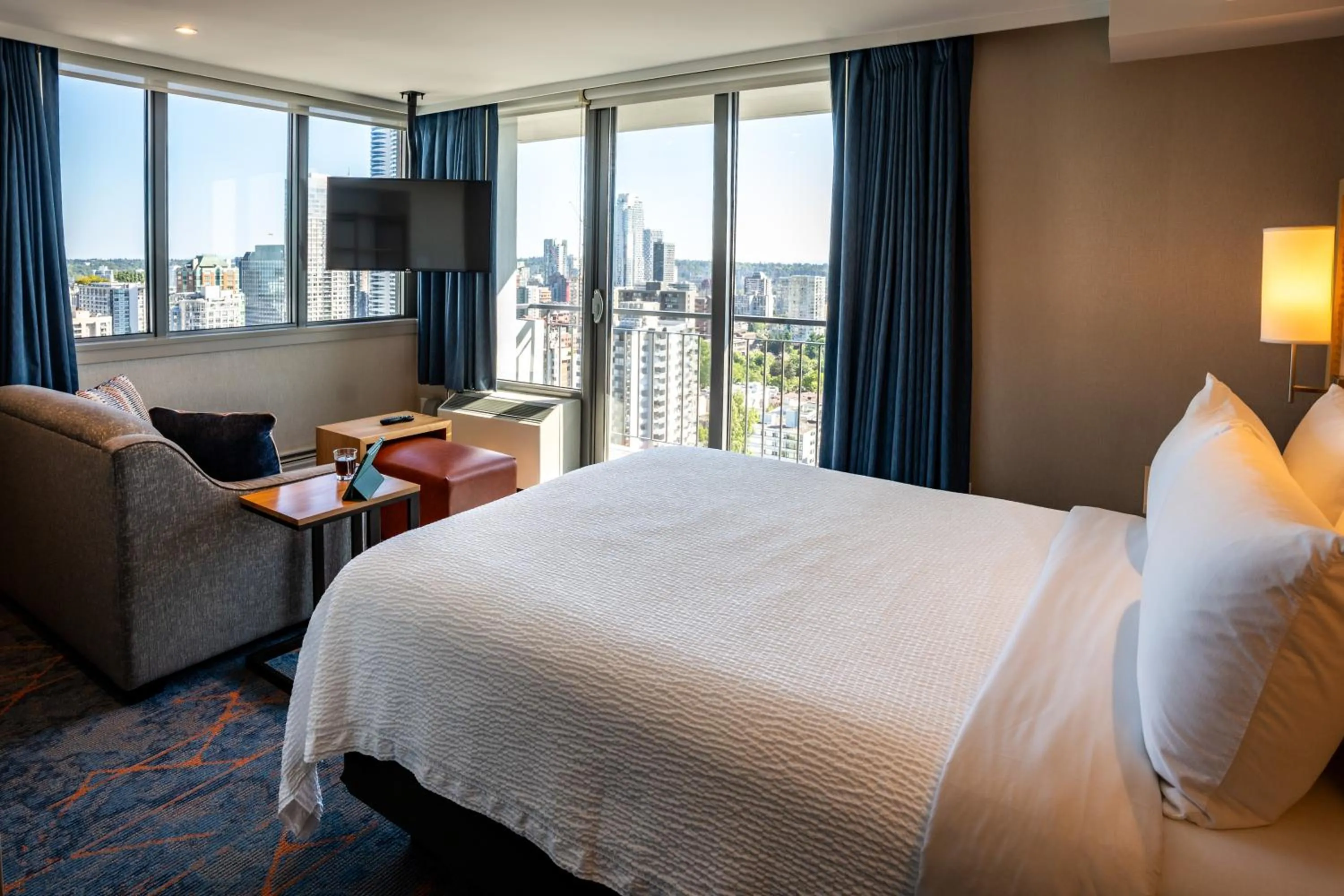 Bed in Blue Horizon Hotel