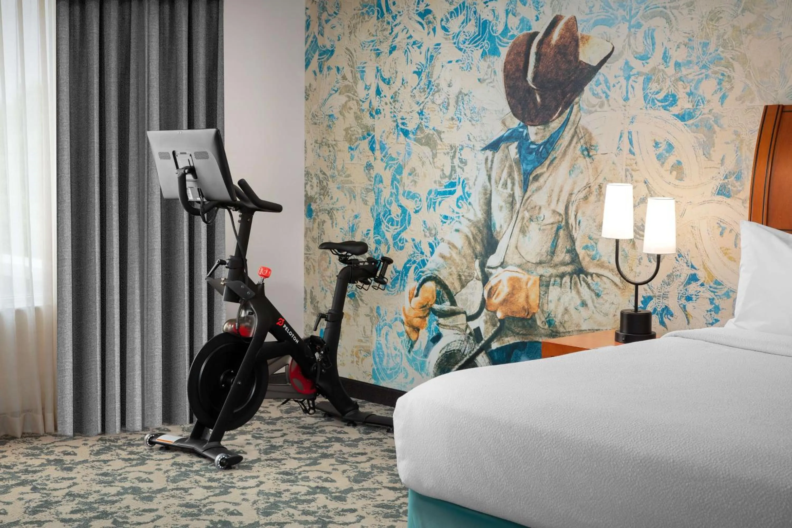 Bed in Hilton Garden Inn Fort Worth Medical Center