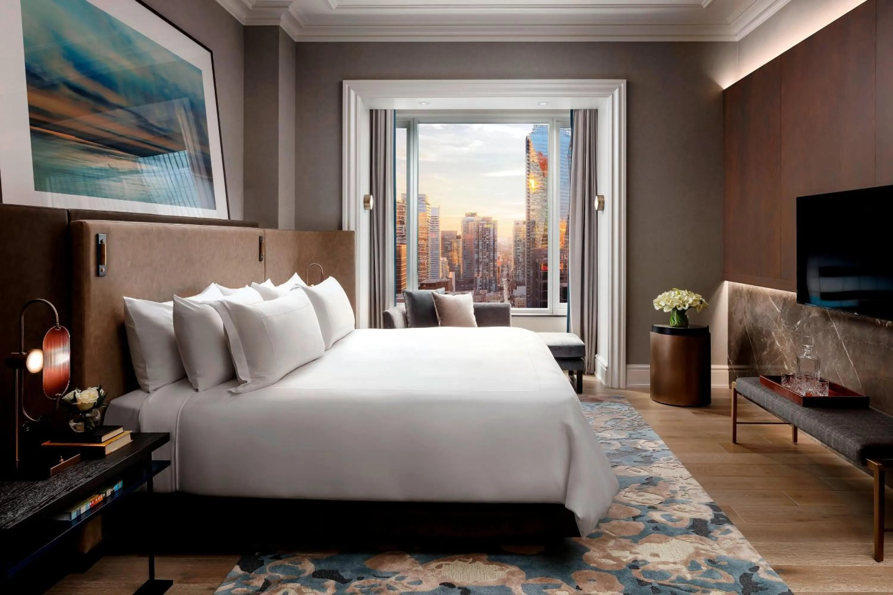 Bedroom, Bed in The St. Regis Toronto