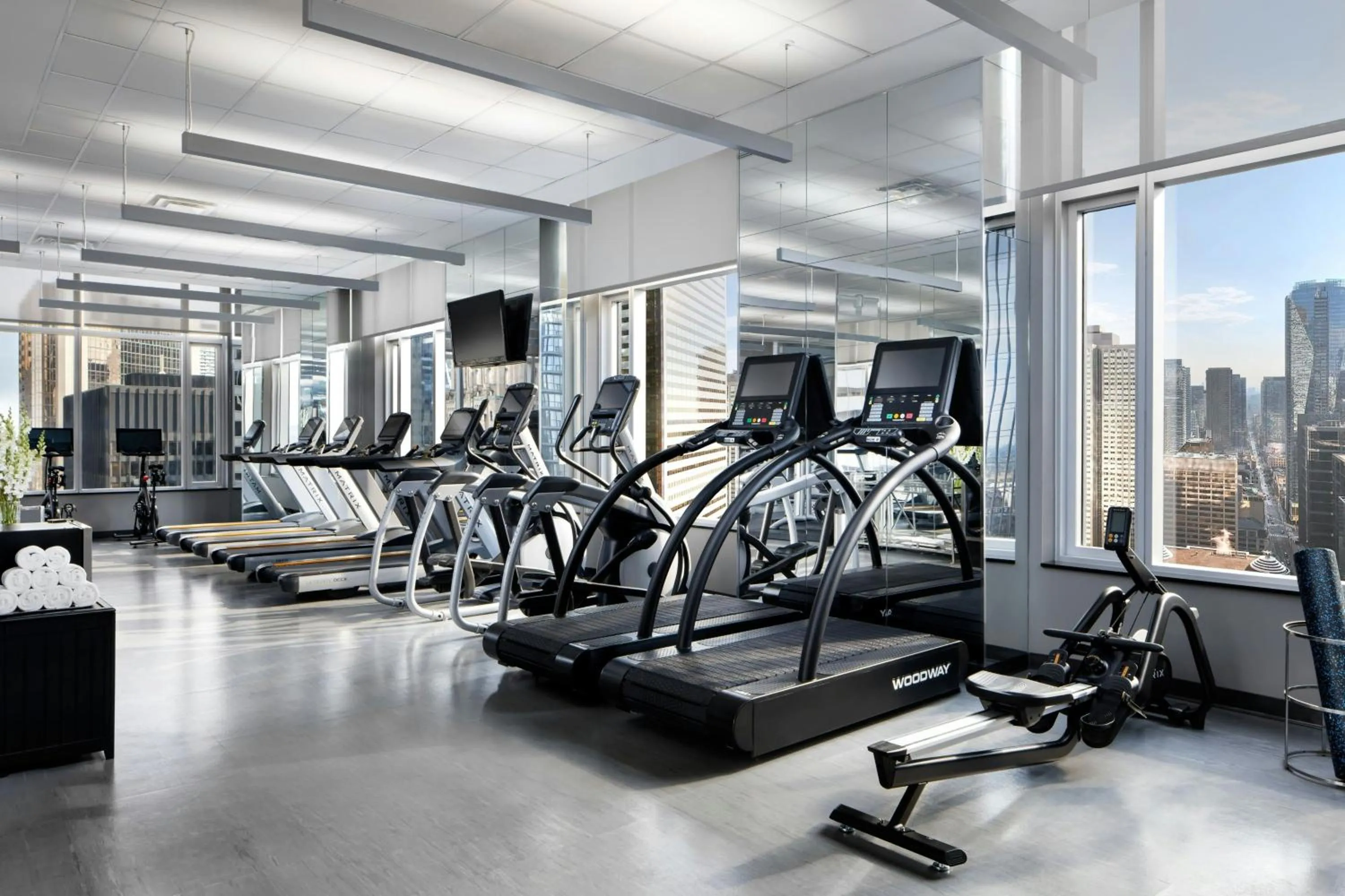 Fitness centre/facilities in The St. Regis Toronto