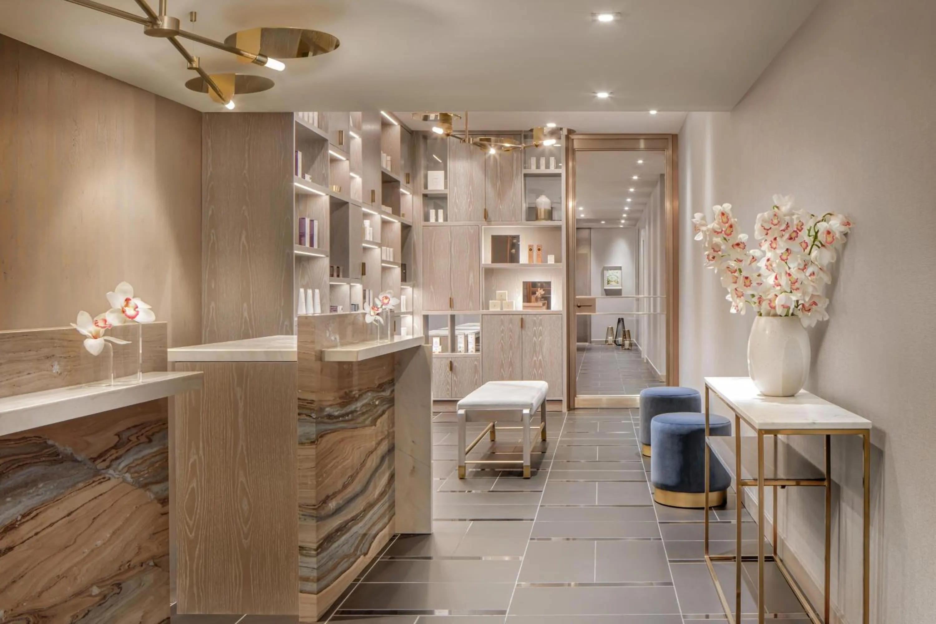 Spa and wellness centre/facilities in The St. Regis Toronto