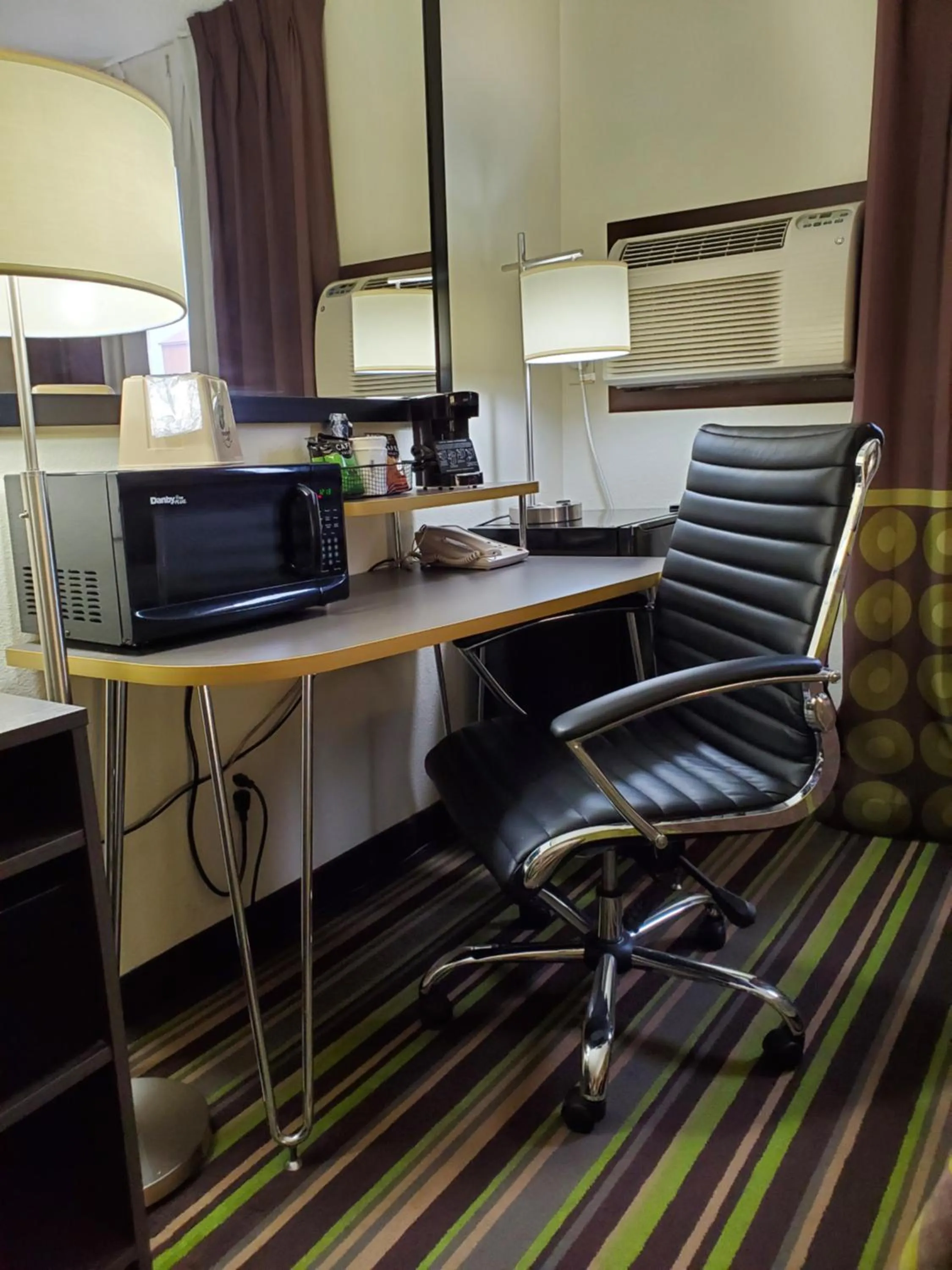 Business facilities in Super 8 by Wyndham Bozeman