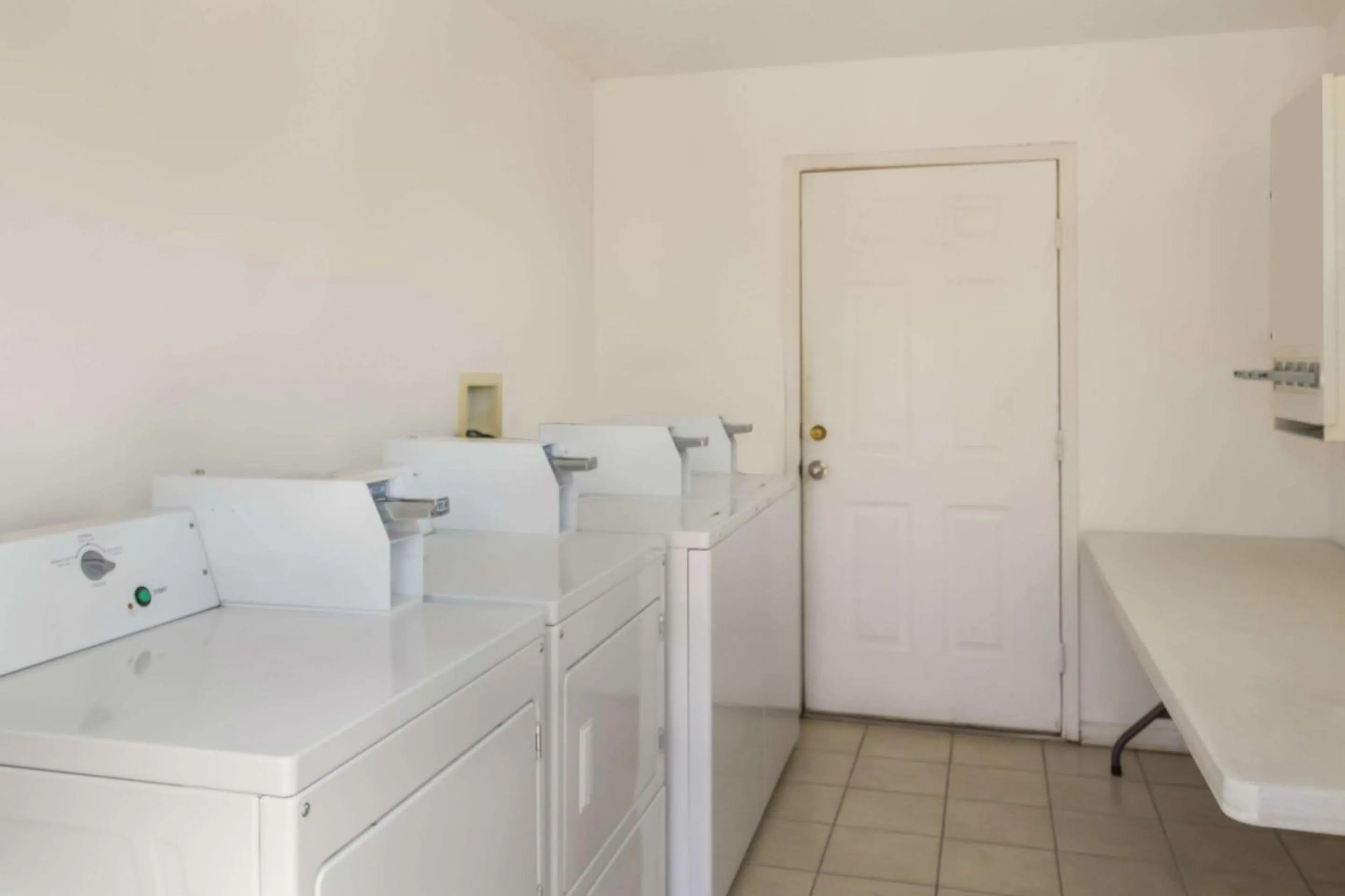 laundry in Quality Inn Madisonville