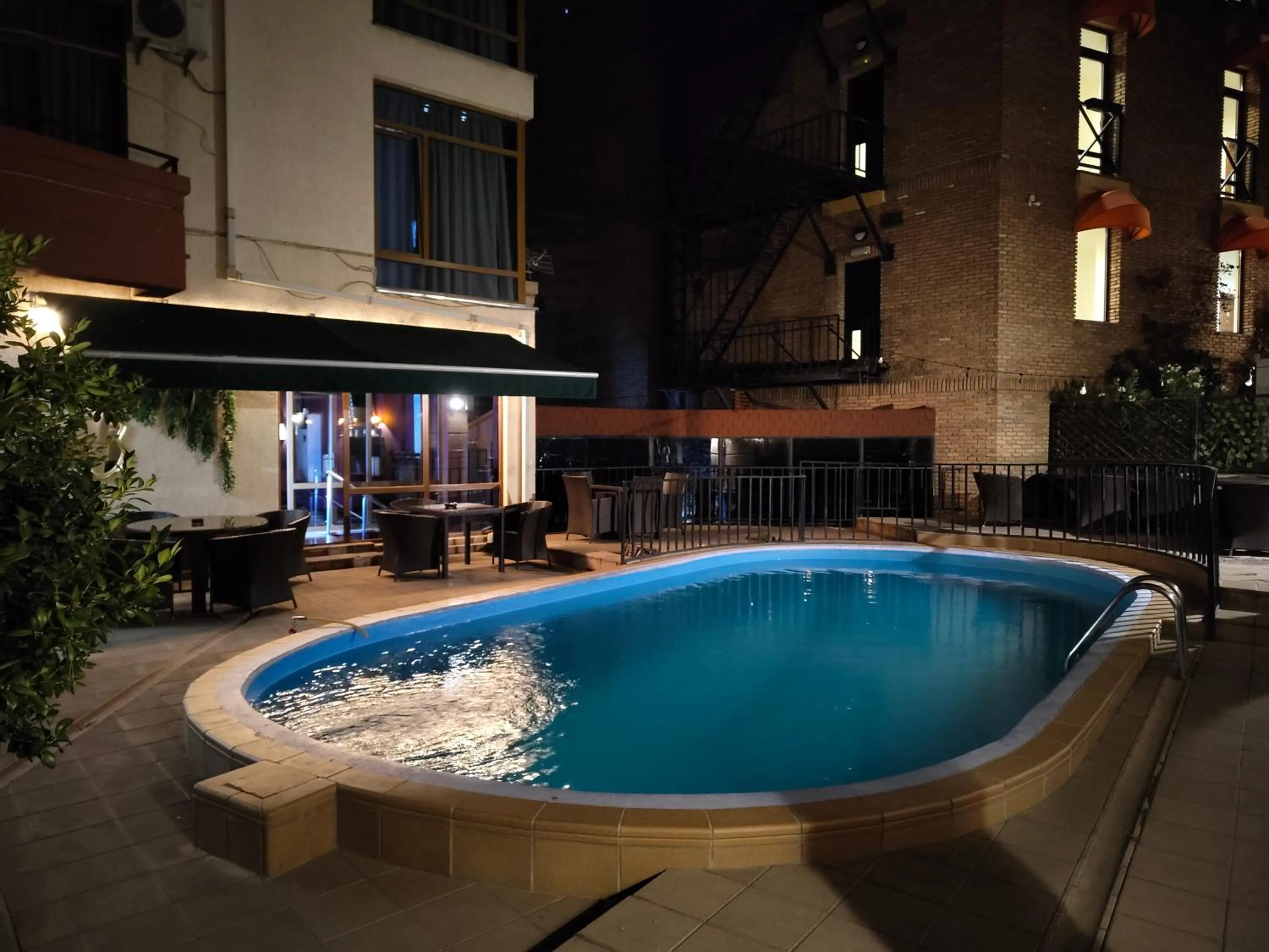 Swimming pool in Sani Apart Hotel