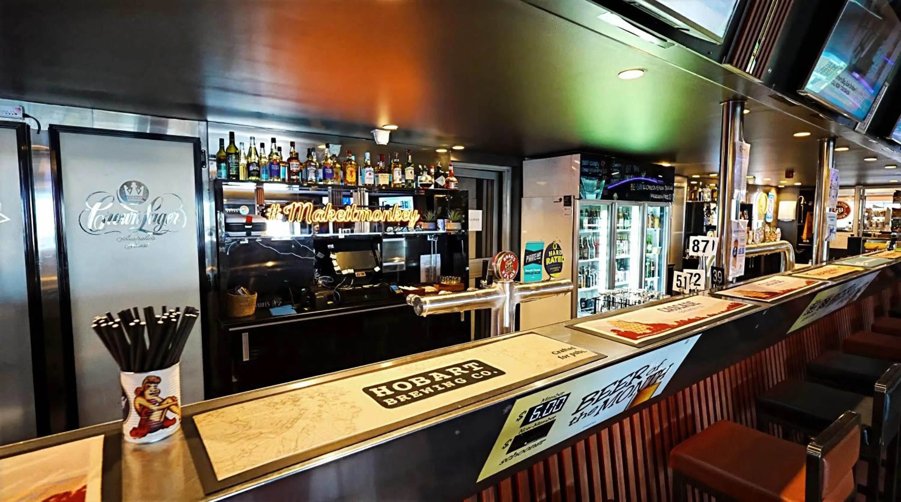 Lounge or bar in Foreshore Hotel