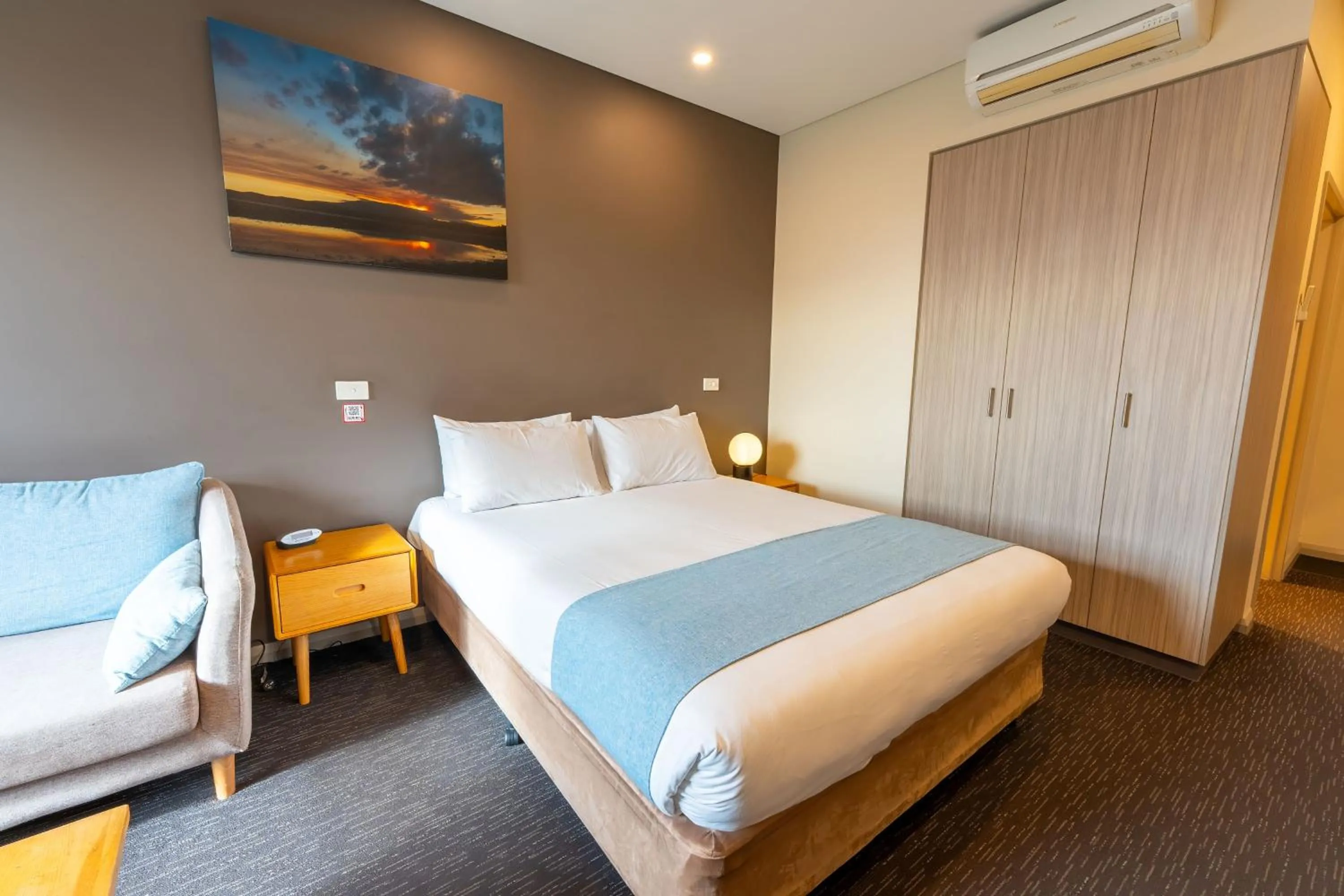 Bed in Foreshore Hotel