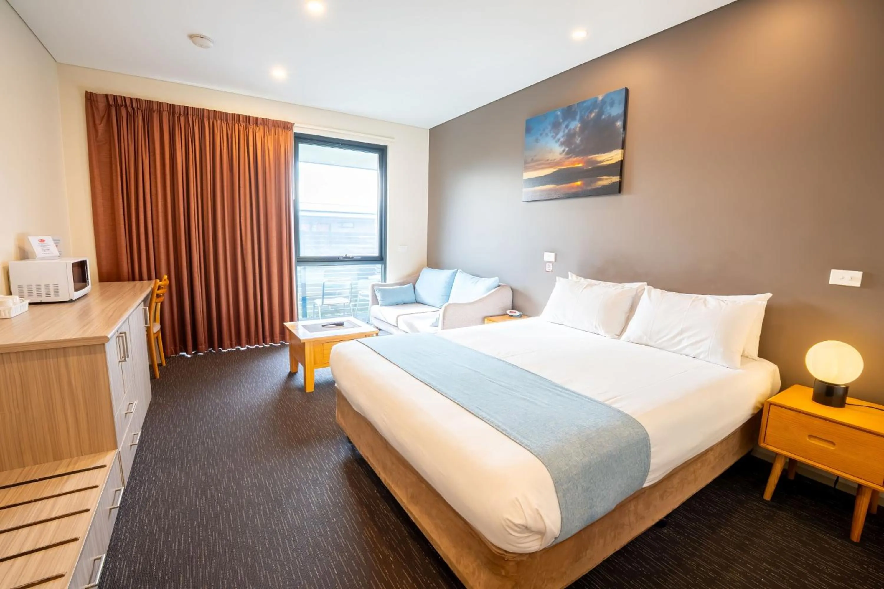 Bed in Foreshore Hotel