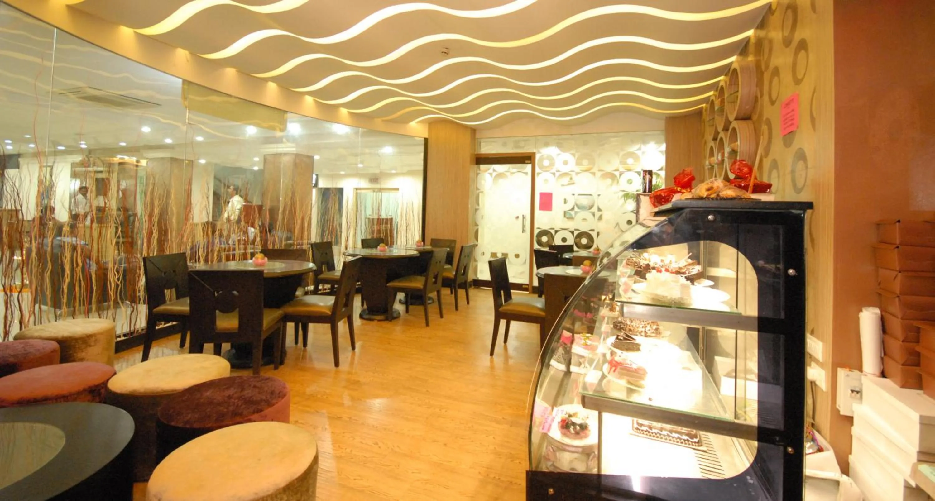 Restaurant/places to eat in The New Marrion