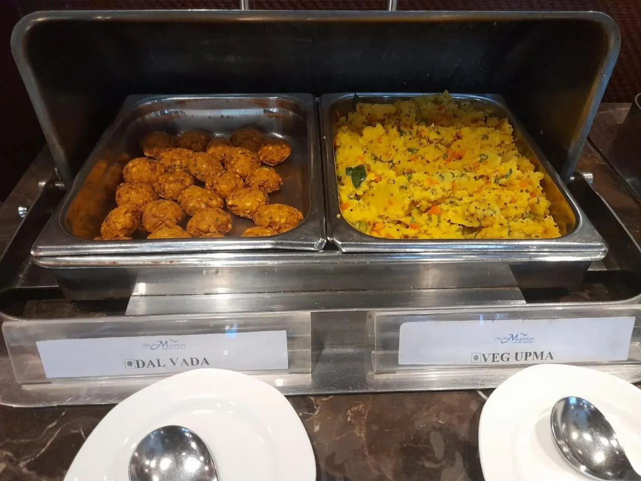 Restaurant/places to eat in The New Marrion