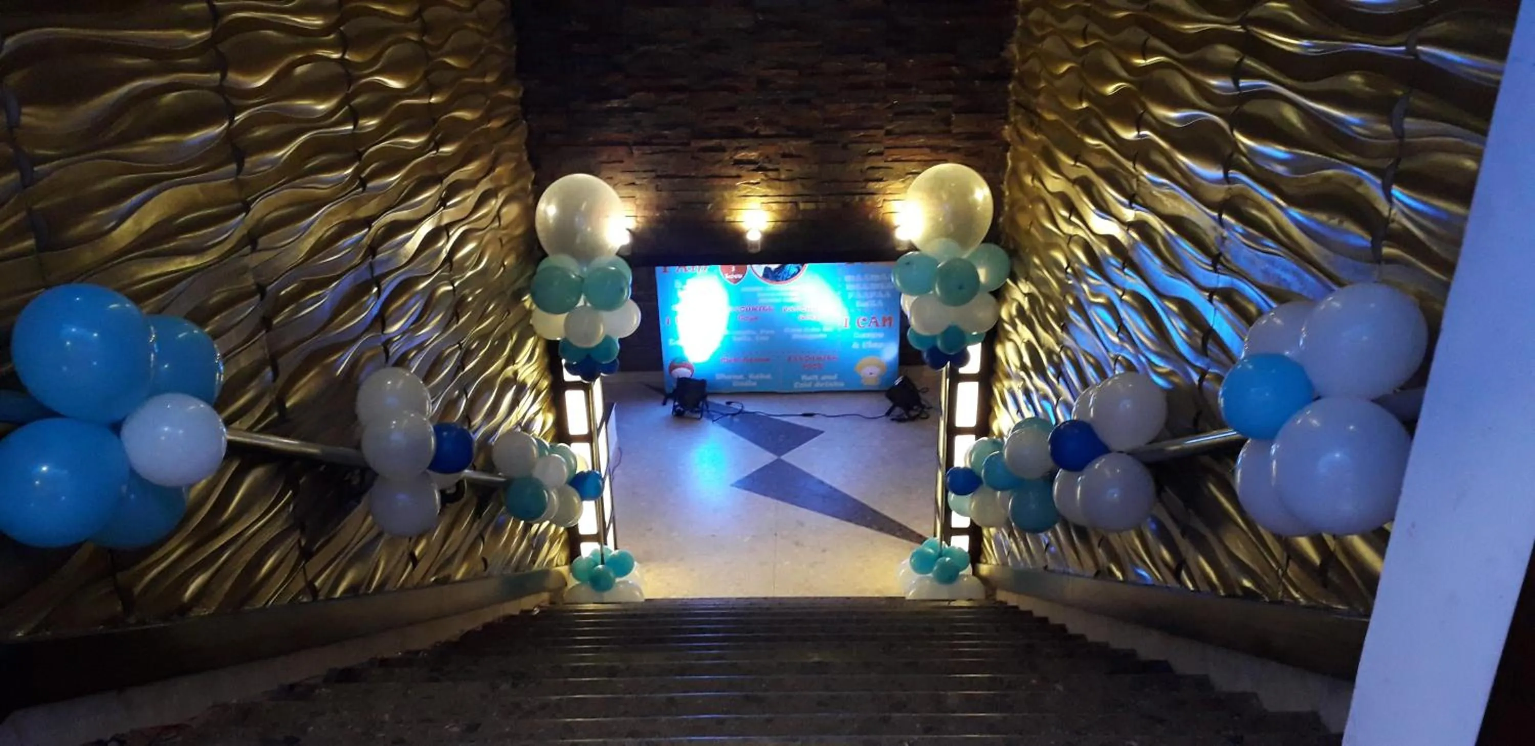 Evening entertainment in The New Marrion