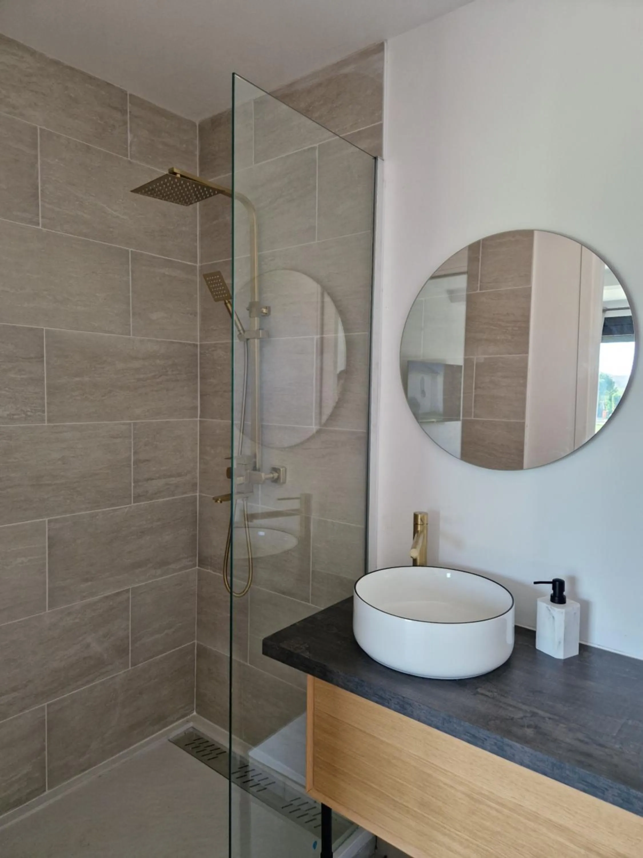 Shower in Chambre d'hôtes