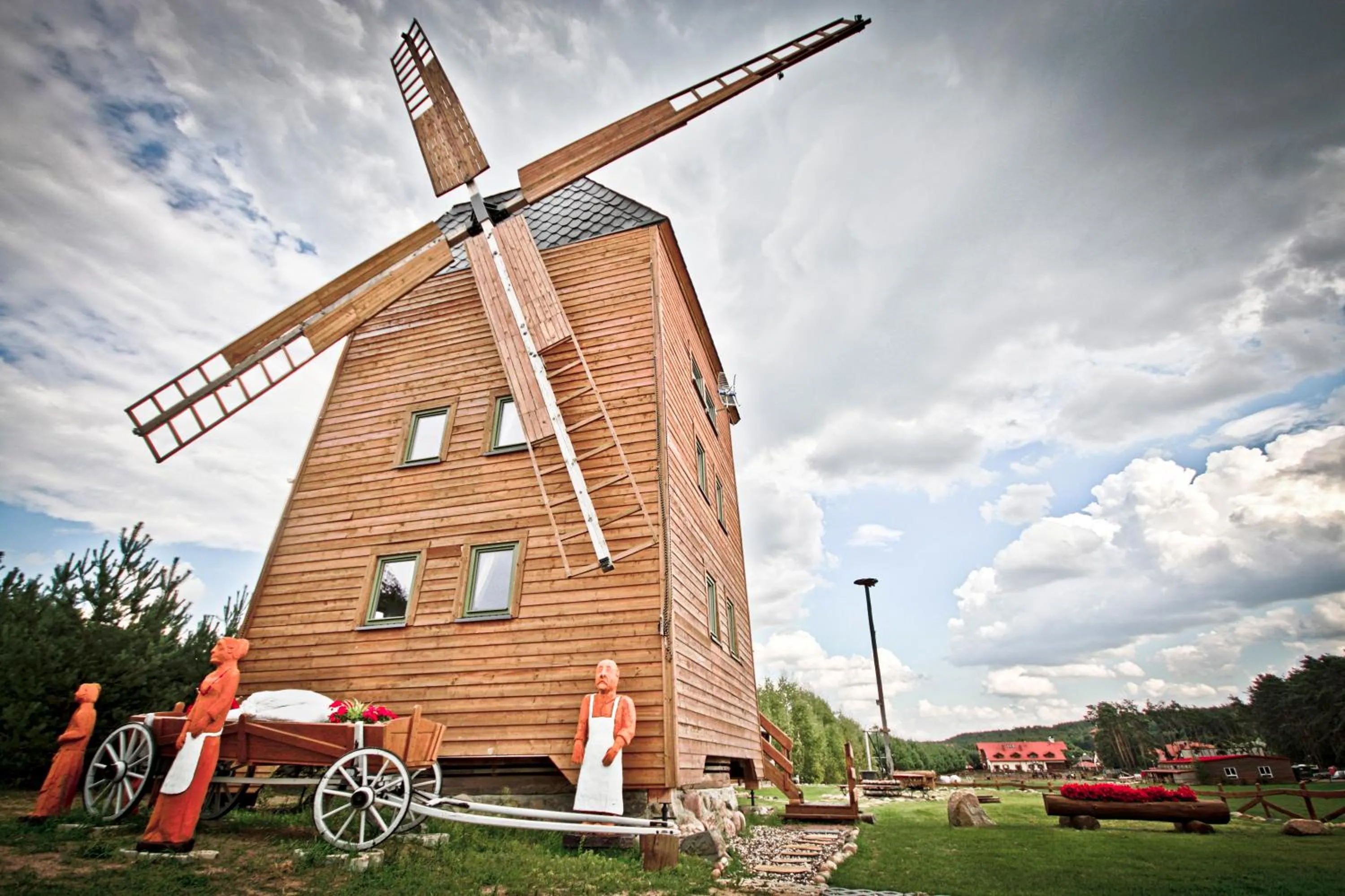 Property building in Hotel Osada Karbówko Wellness & SPA