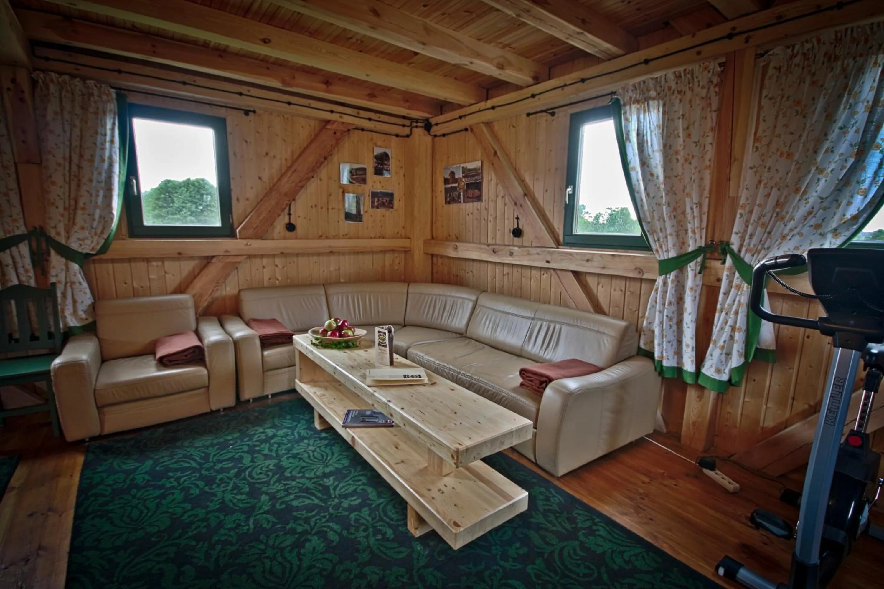 Living room in Hotel Osada Karbówko Wellness & SPA