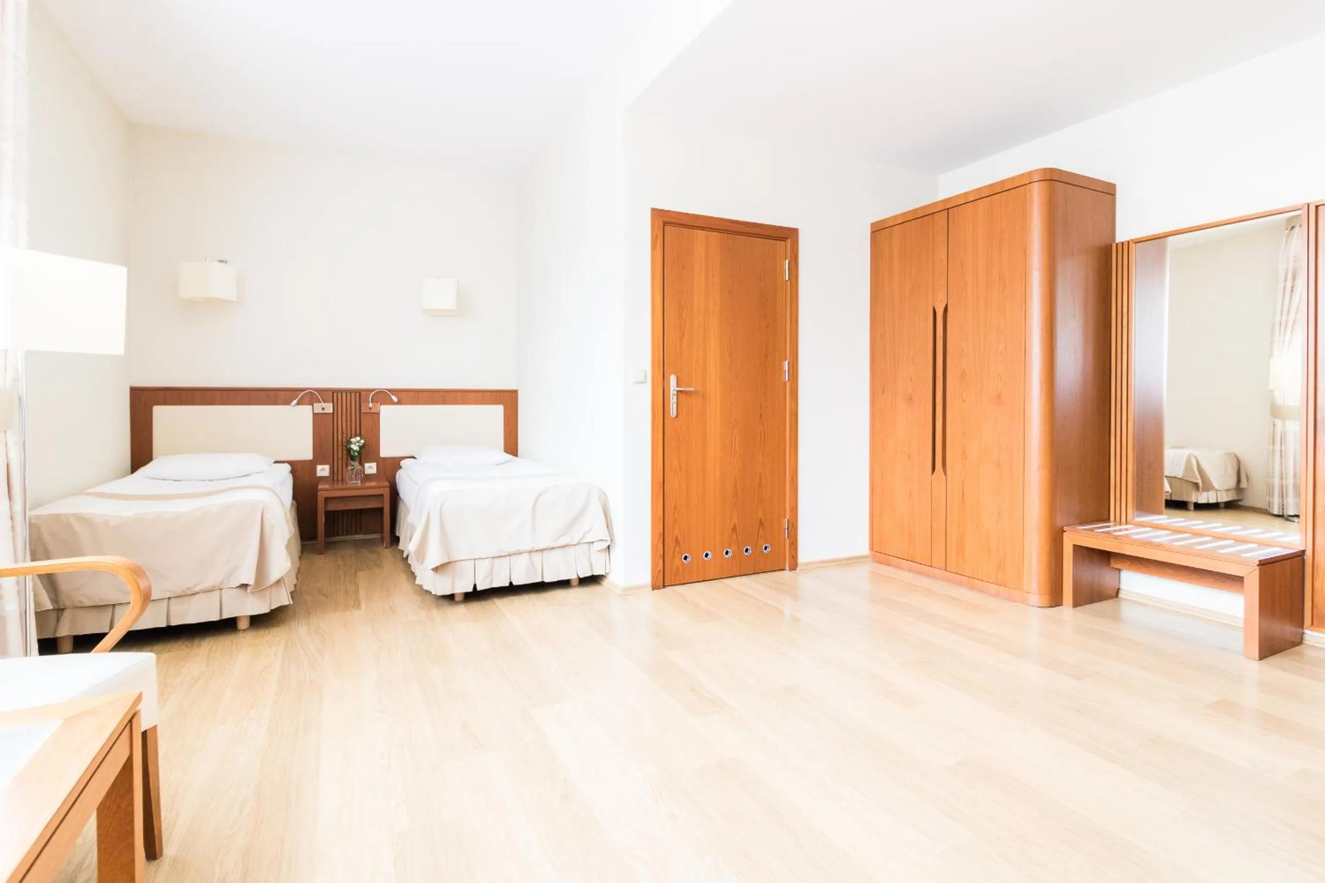 Photo of the whole room, Bed in Hotel Osada Karbówko Wellness & SPA