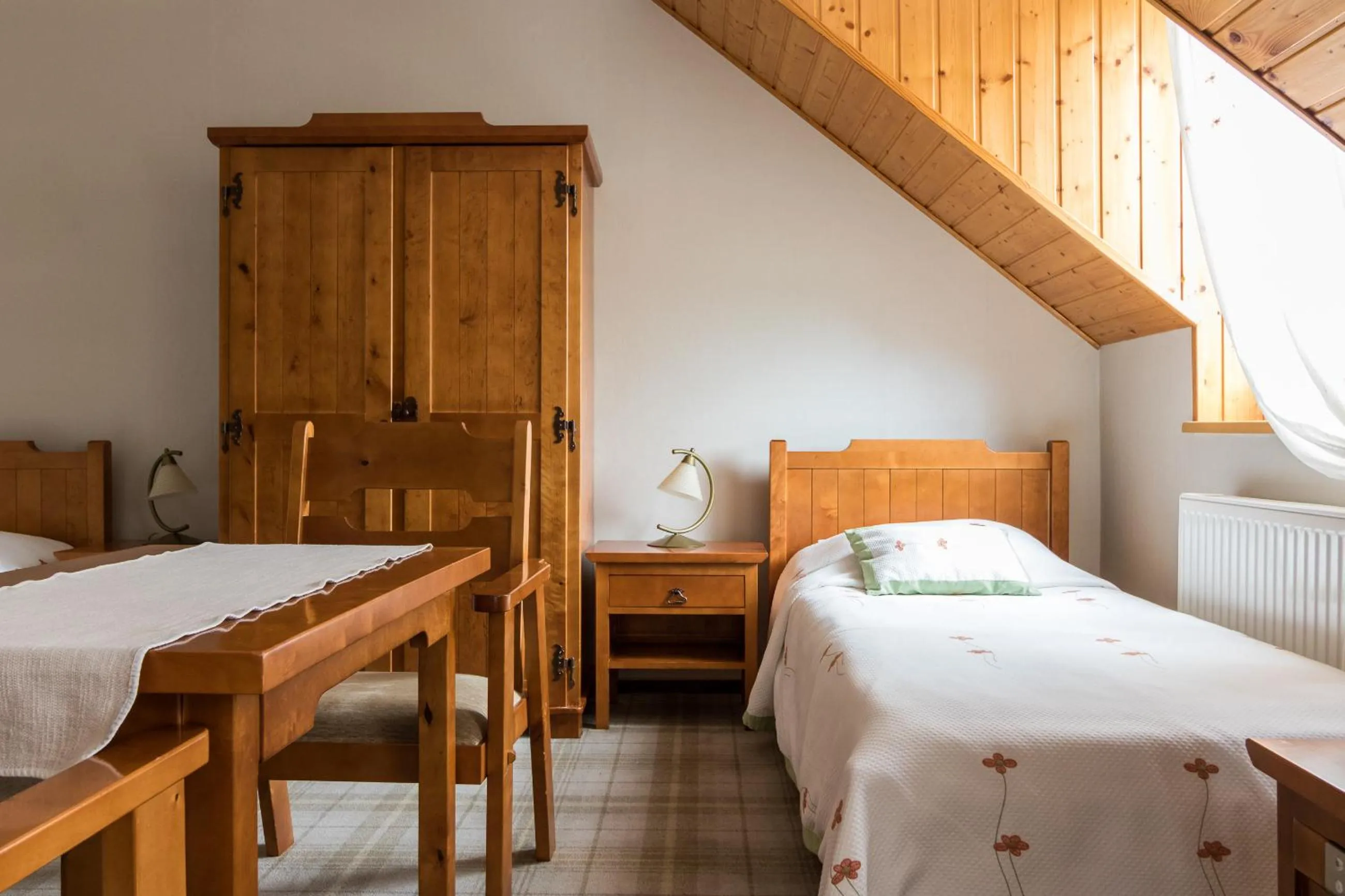 Photo of the whole room, Bed in Hotel Osada Karbówko Wellness & SPA