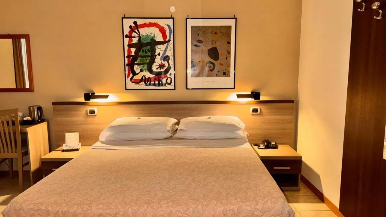 Bed in Hotel Armando' s