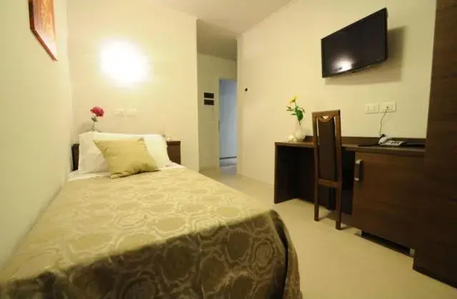 Single Room in Albergo Leon Bianco Gonars Single Room in Albergo Leon Bianco Gonars