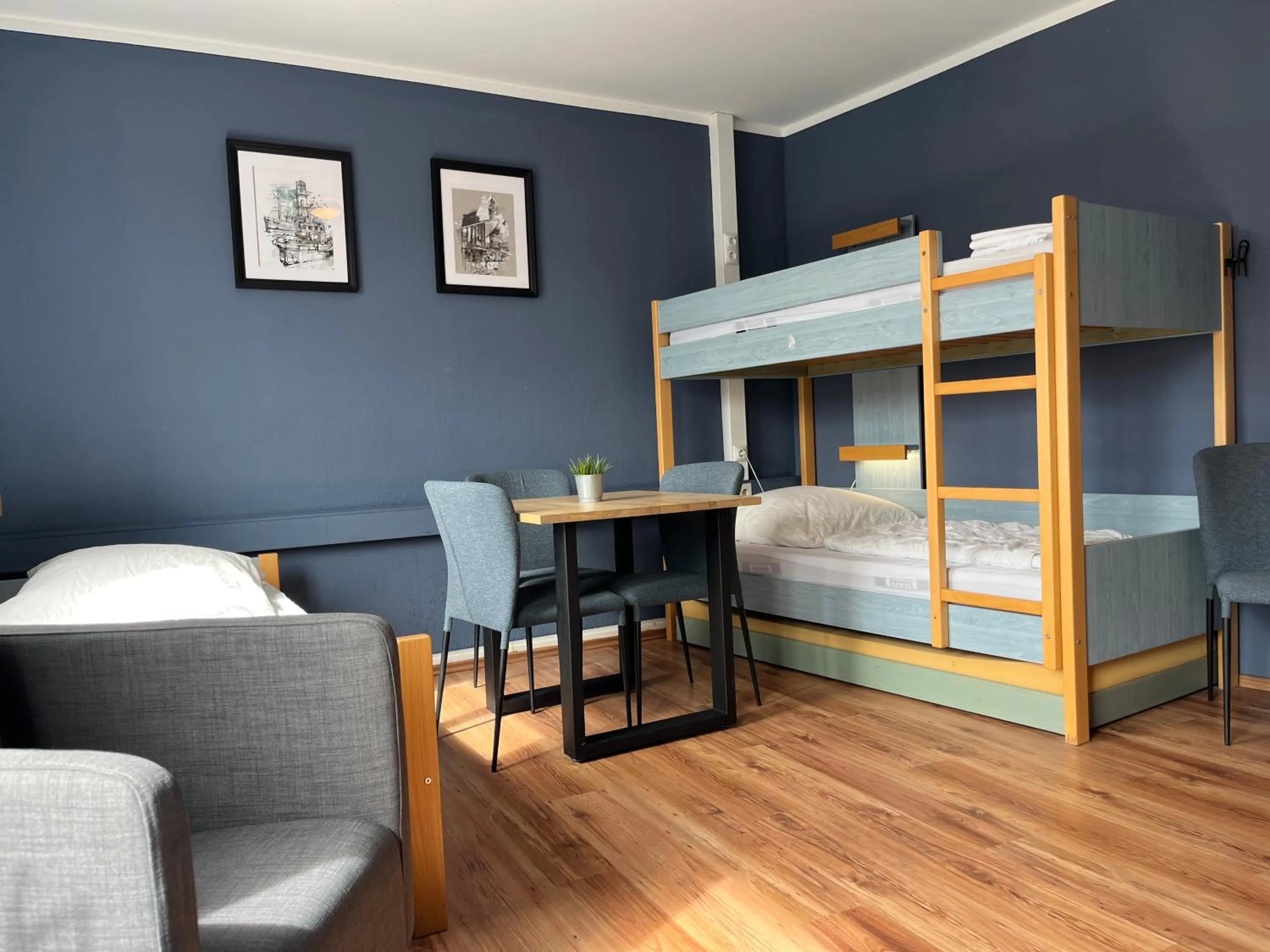 Photo of the whole room, Bed in Blue Doors Hostel KTV