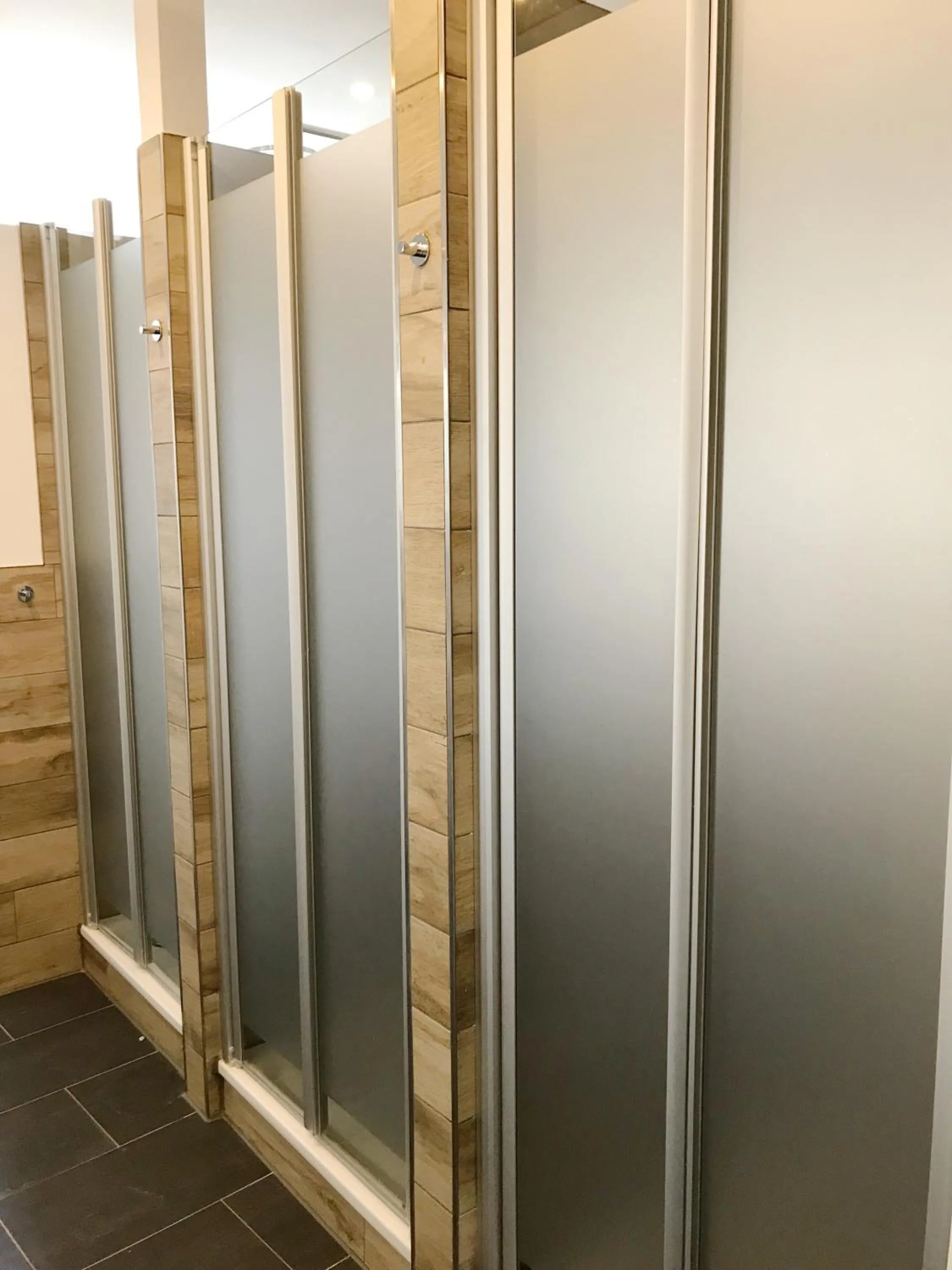 Shower in Blue Doors Hostel KTV