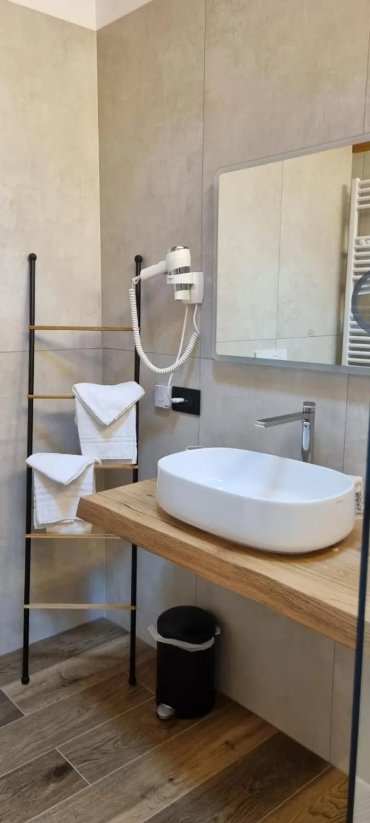 Albergo Miravalle-Tre Cime Views