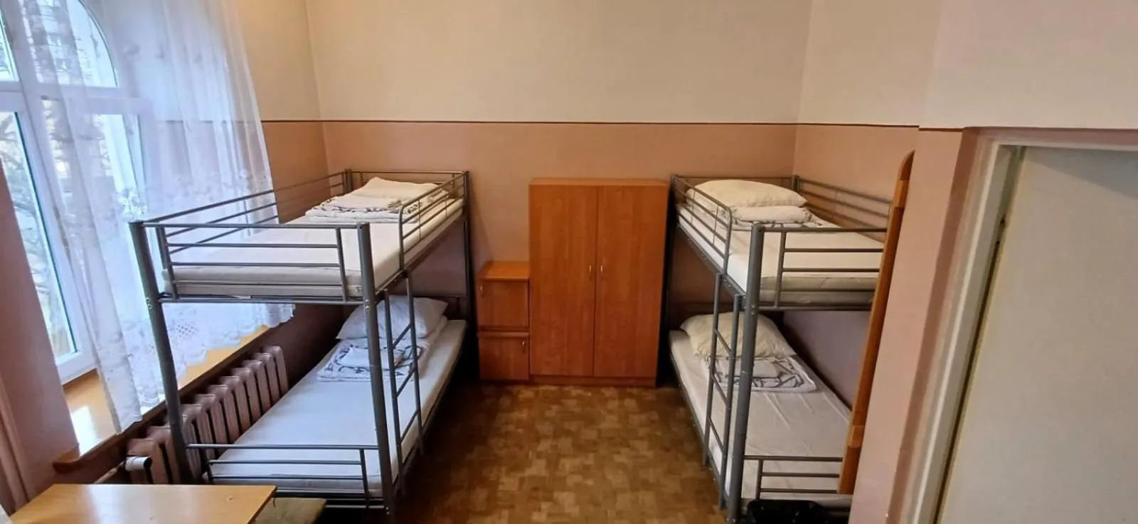 Bed in Schronisko Młodzieżowe PTSM Matecznik