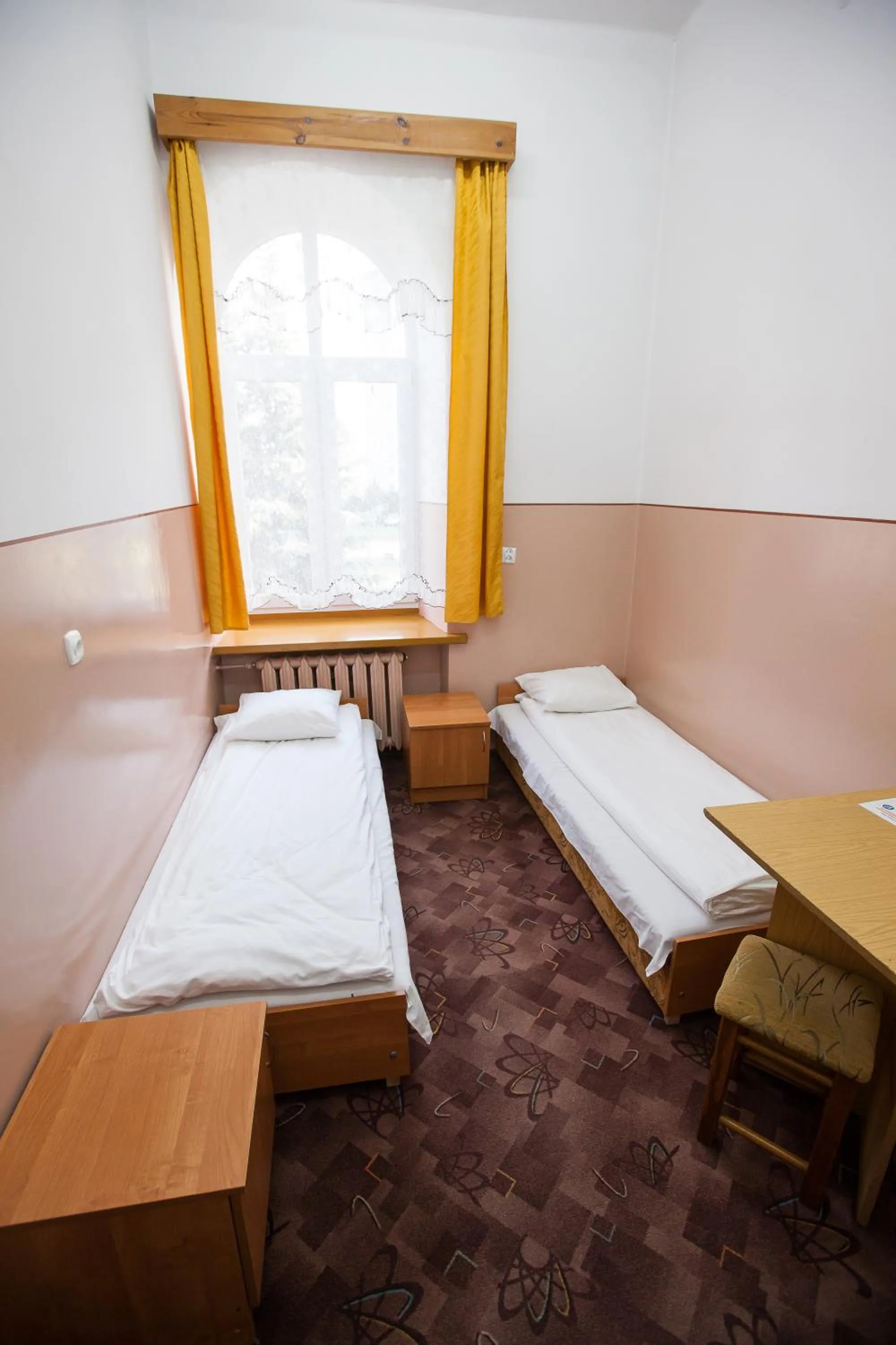 Bed in Schronisko Młodzieżowe PTSM Matecznik