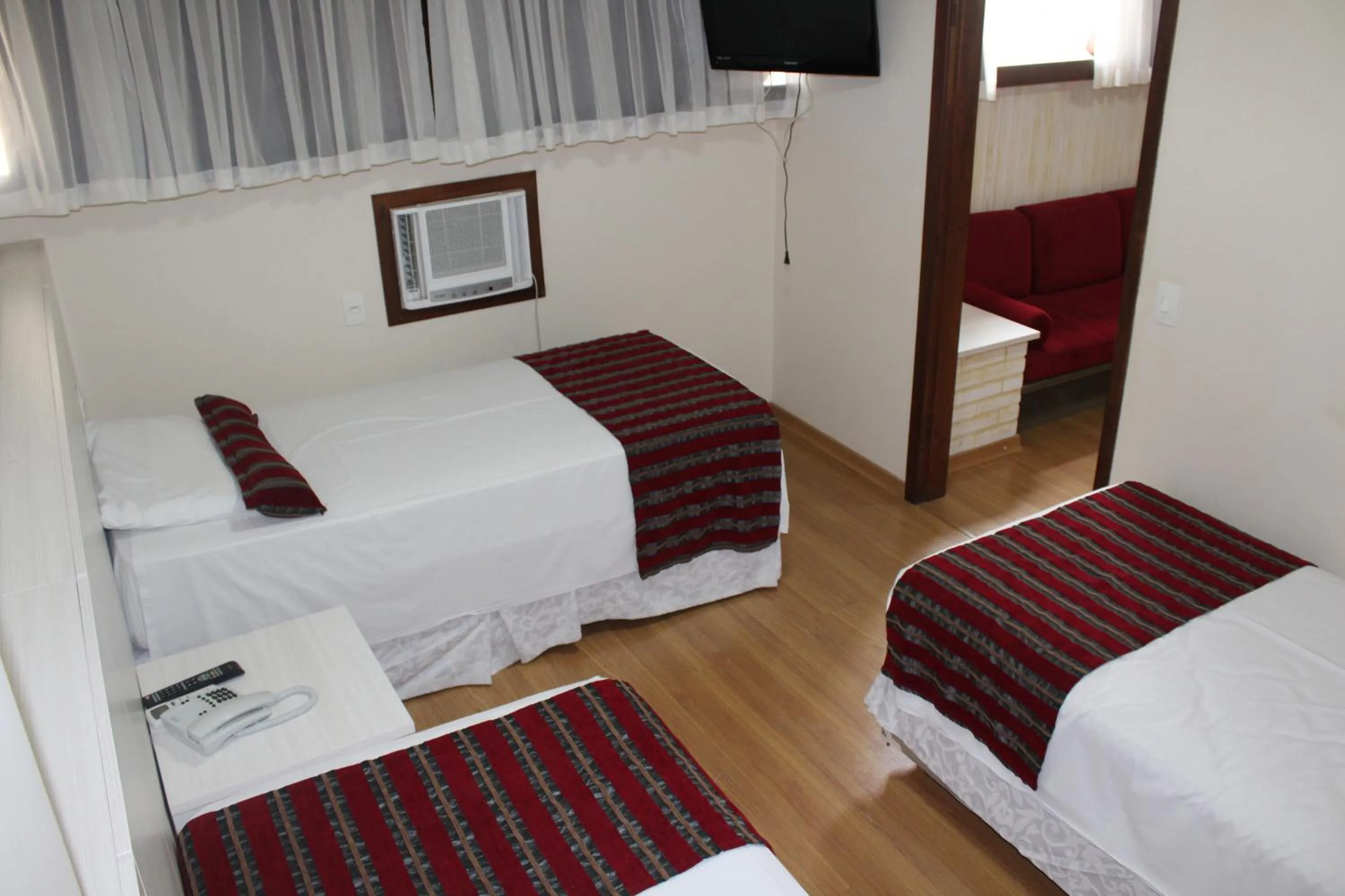 Bedroom, Bed in Hotel Nacional Inn Curitiba Estação Shopping