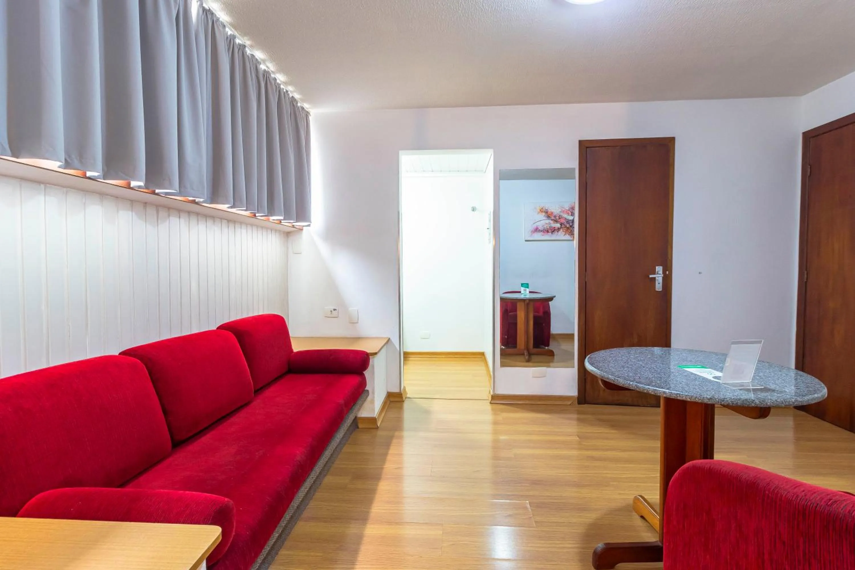 Living room in Hotel Nacional Inn Curitiba Estação Shopping