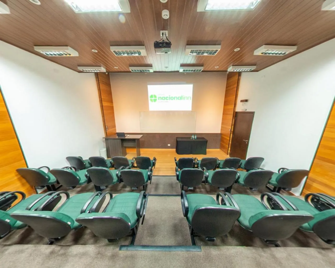 Meeting/conference room in Hotel Nacional Inn Curitiba Estação Shopping