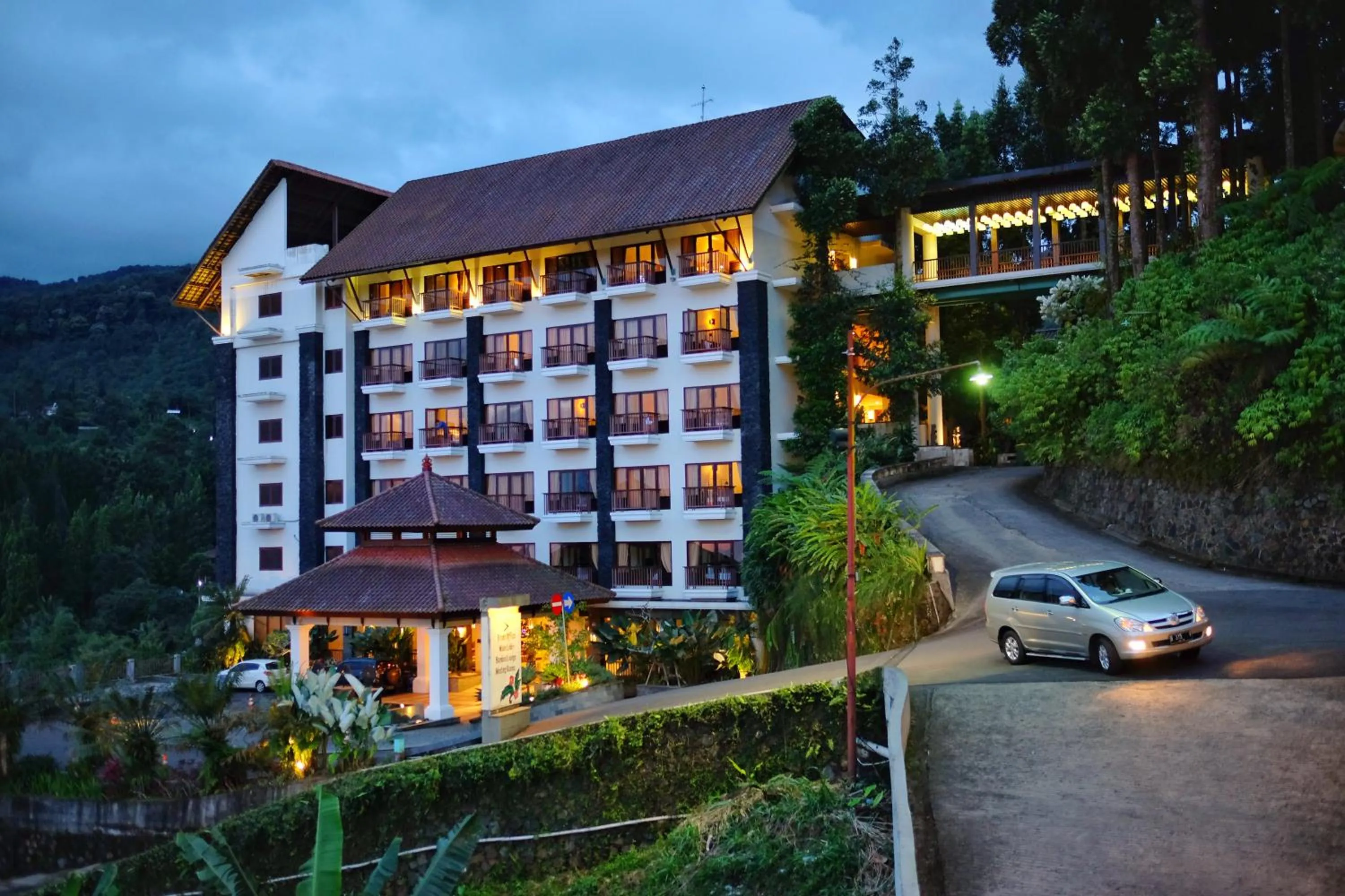 Property building in The Grand Hill Resort-Hotel