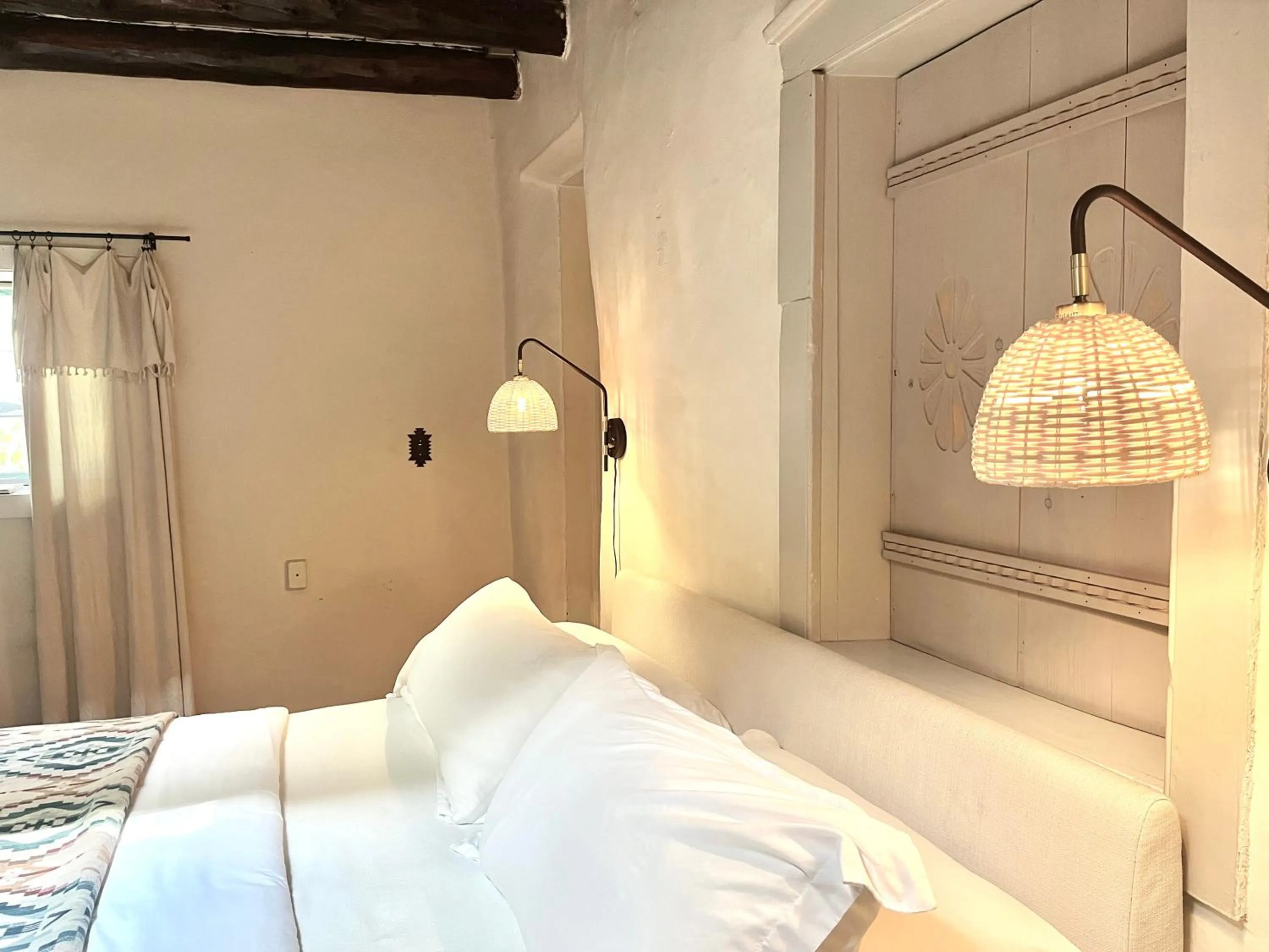 Bed in Hacienda Del Sol Historic B&B