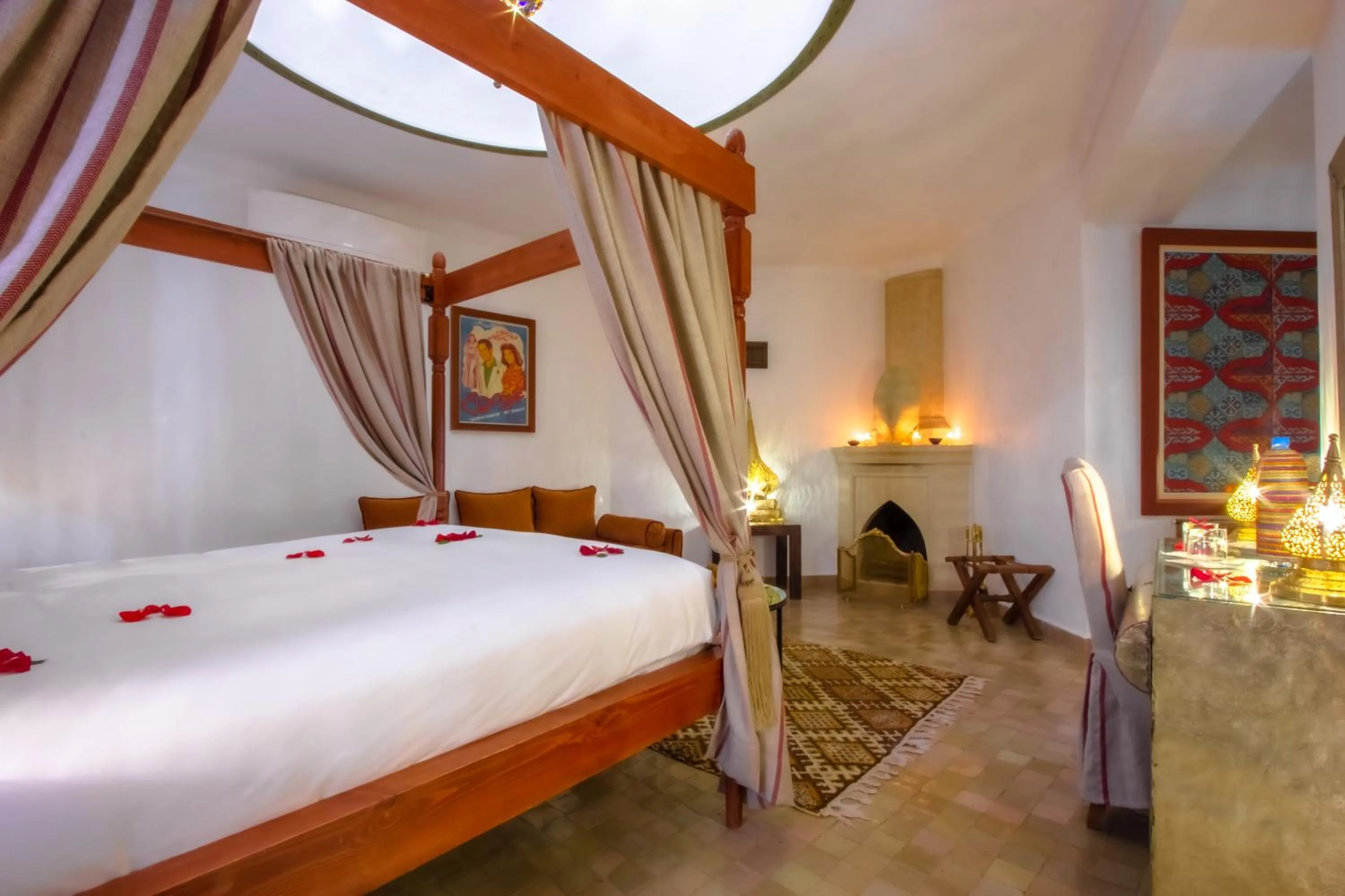 Bedroom, Bed in Dar Anika