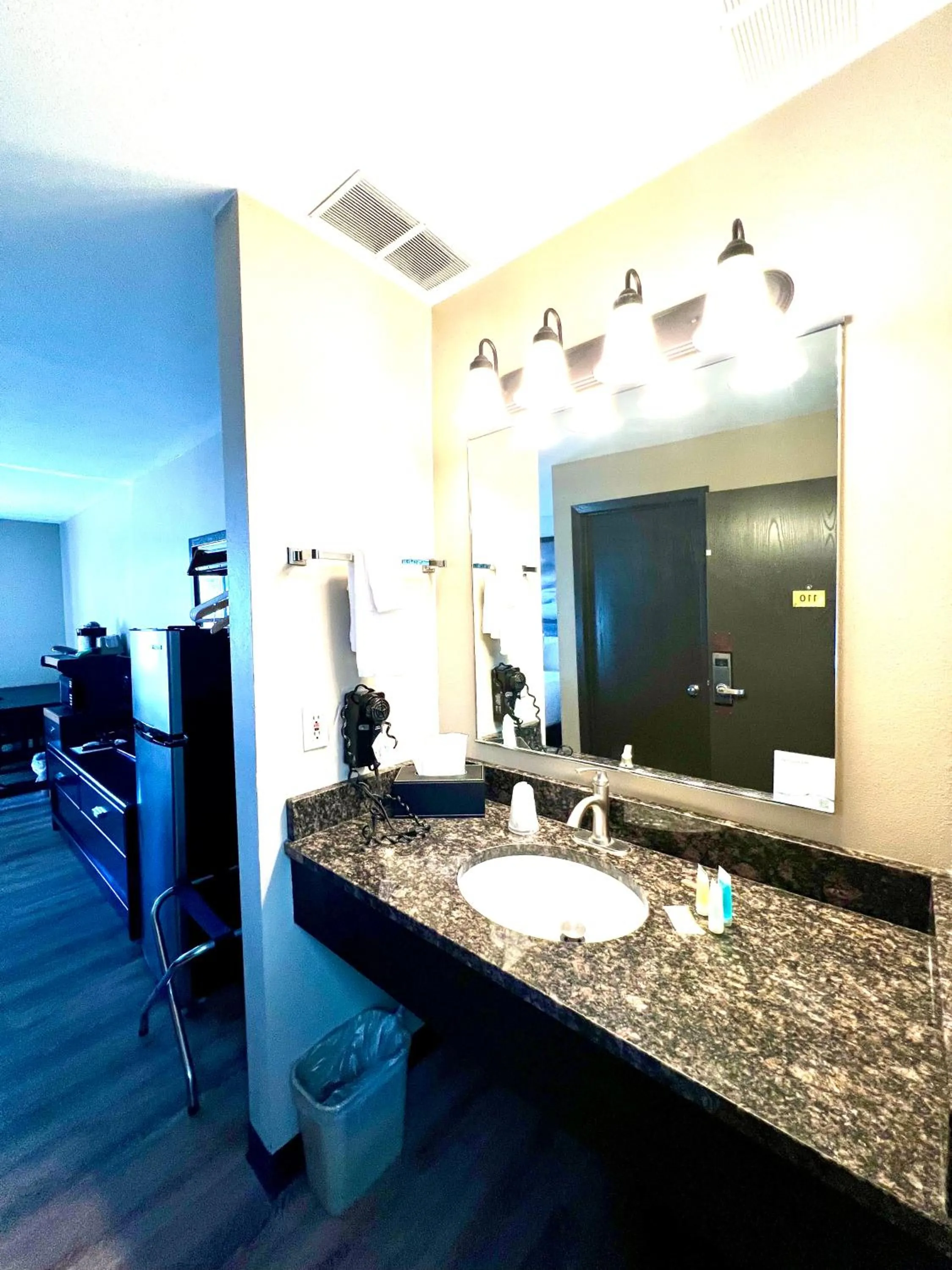 Super 8 by Wyndham Estherville