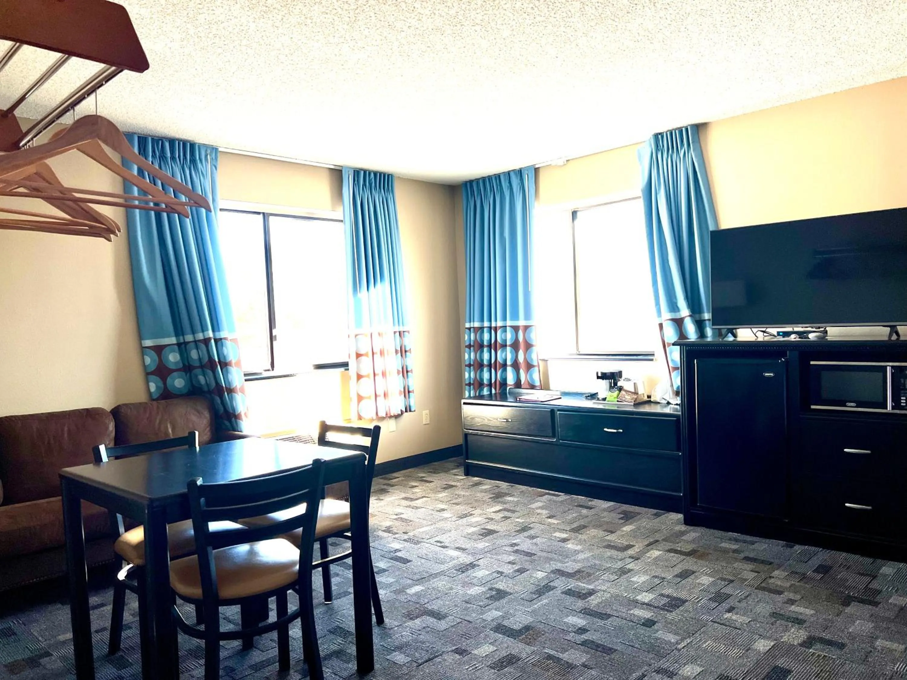 Super 8 by Wyndham Estherville