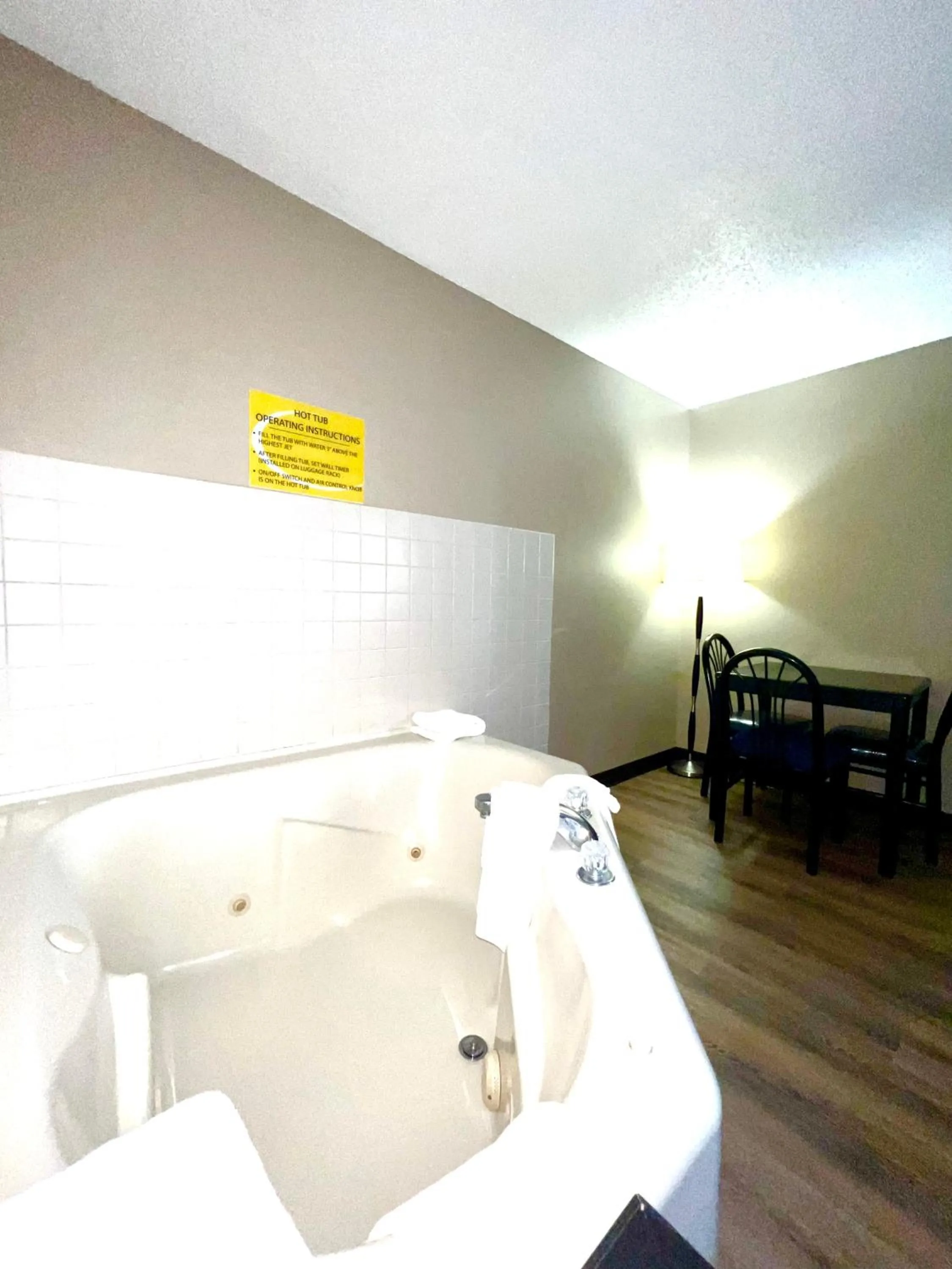 Super 8 by Wyndham Estherville