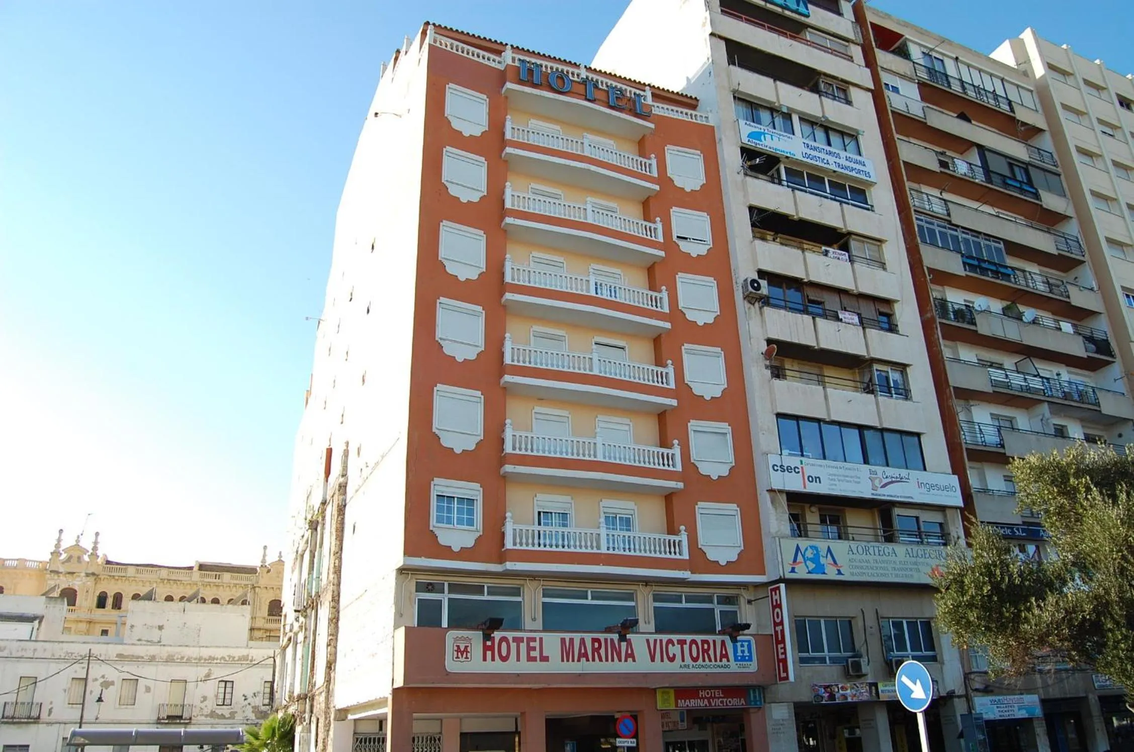 Facade/entrance in Hotel Marina Victoria
