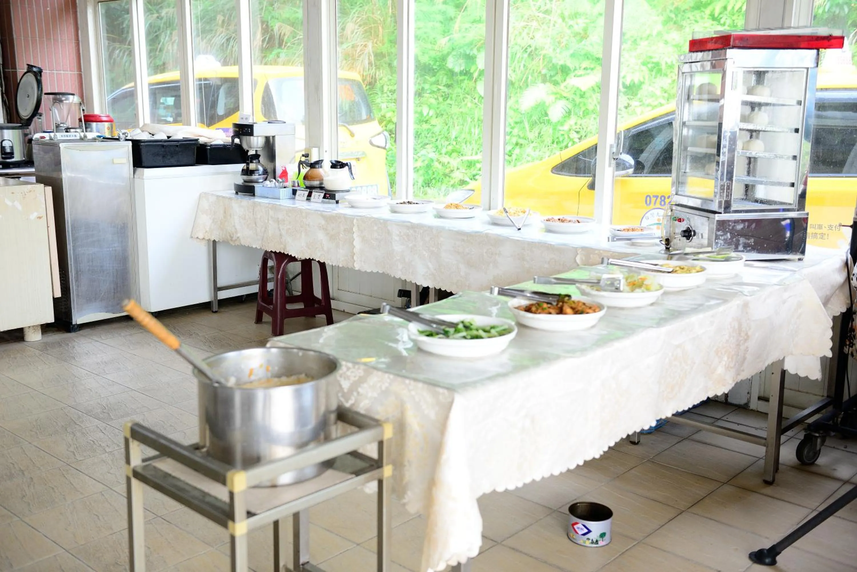 Breakfast in Wan Jin Hot Spring