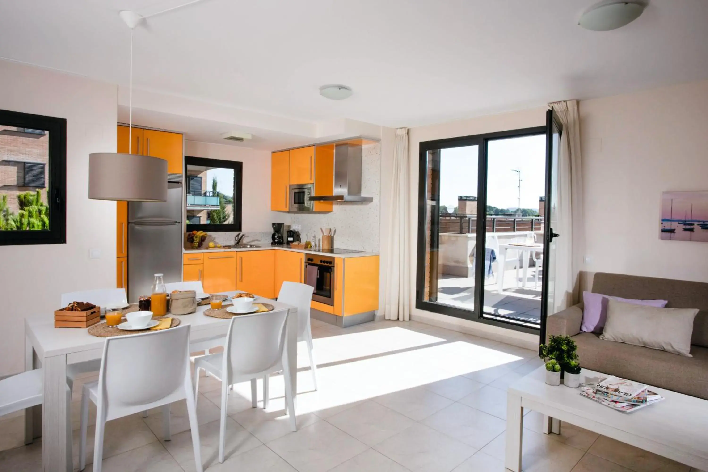 Superior Two-Bedroom Apartment with spacious terrace (2 - 6 People) in Pierre & Vacances Salou Superior Two-Bedroom Apartment with spacious terrace (2 - 6 People) in Pierre & Vacances Salou