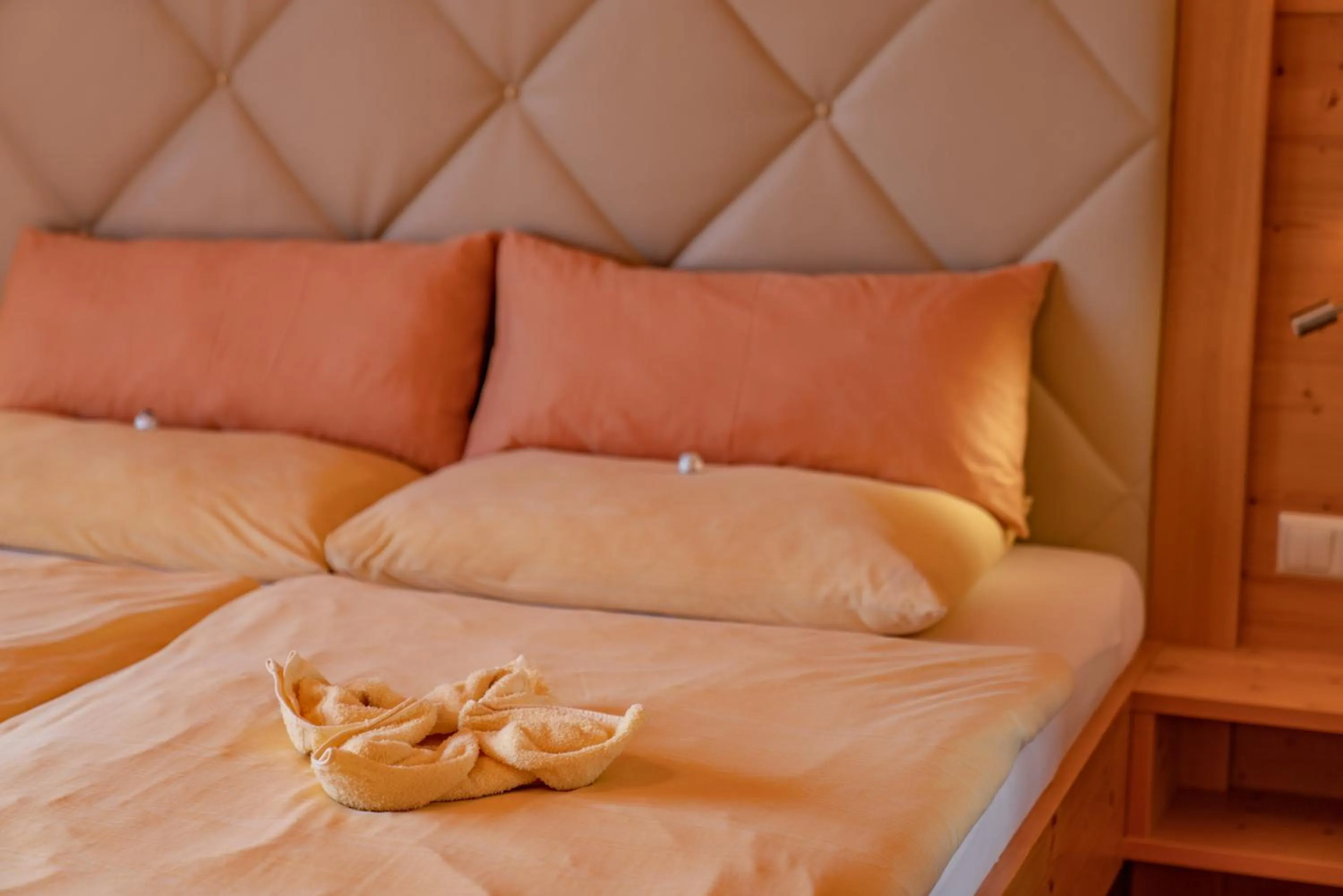 Photo of the whole room, Bed in Hotel Garni Hochwurzen