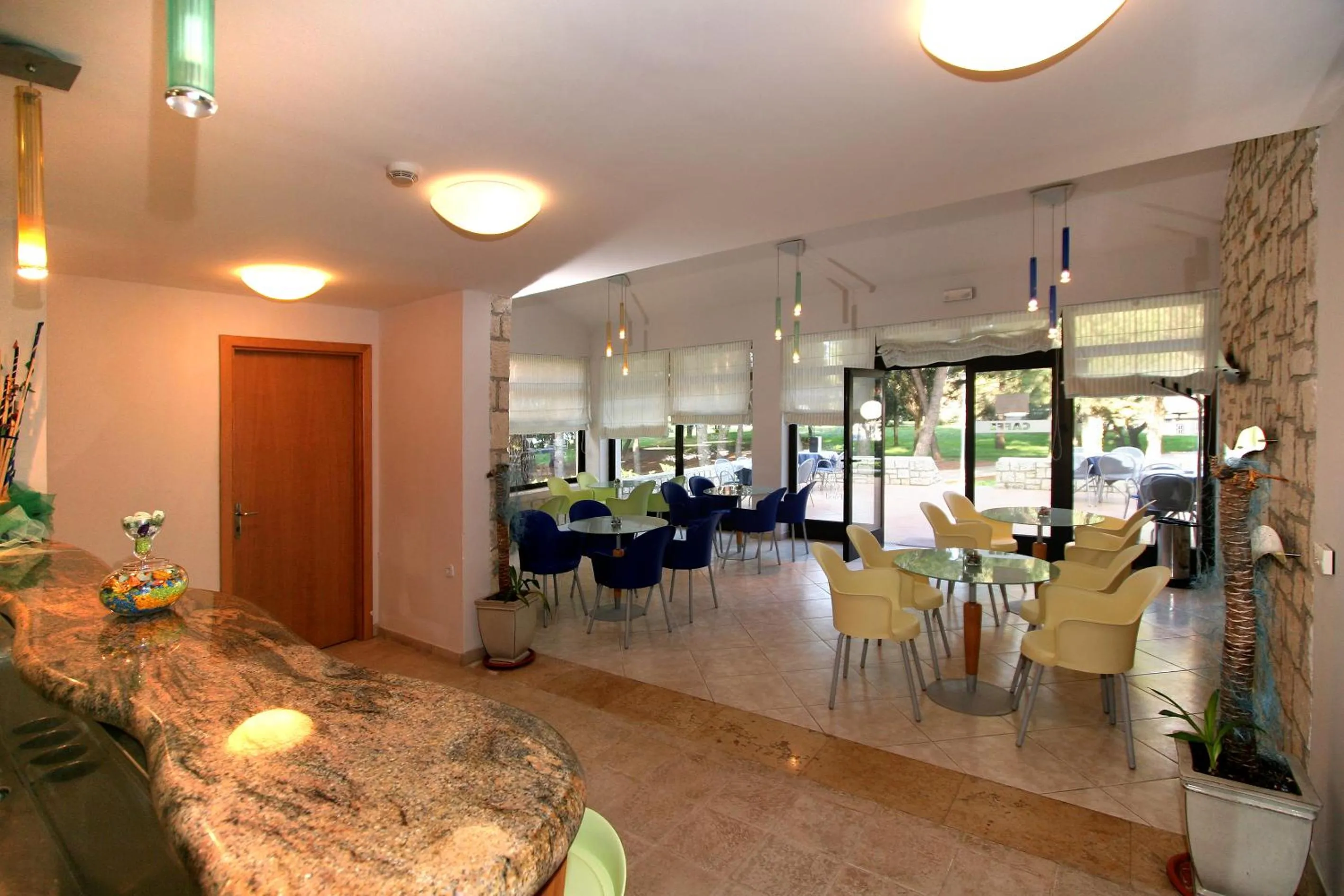 Lounge or bar in Hotel Flores