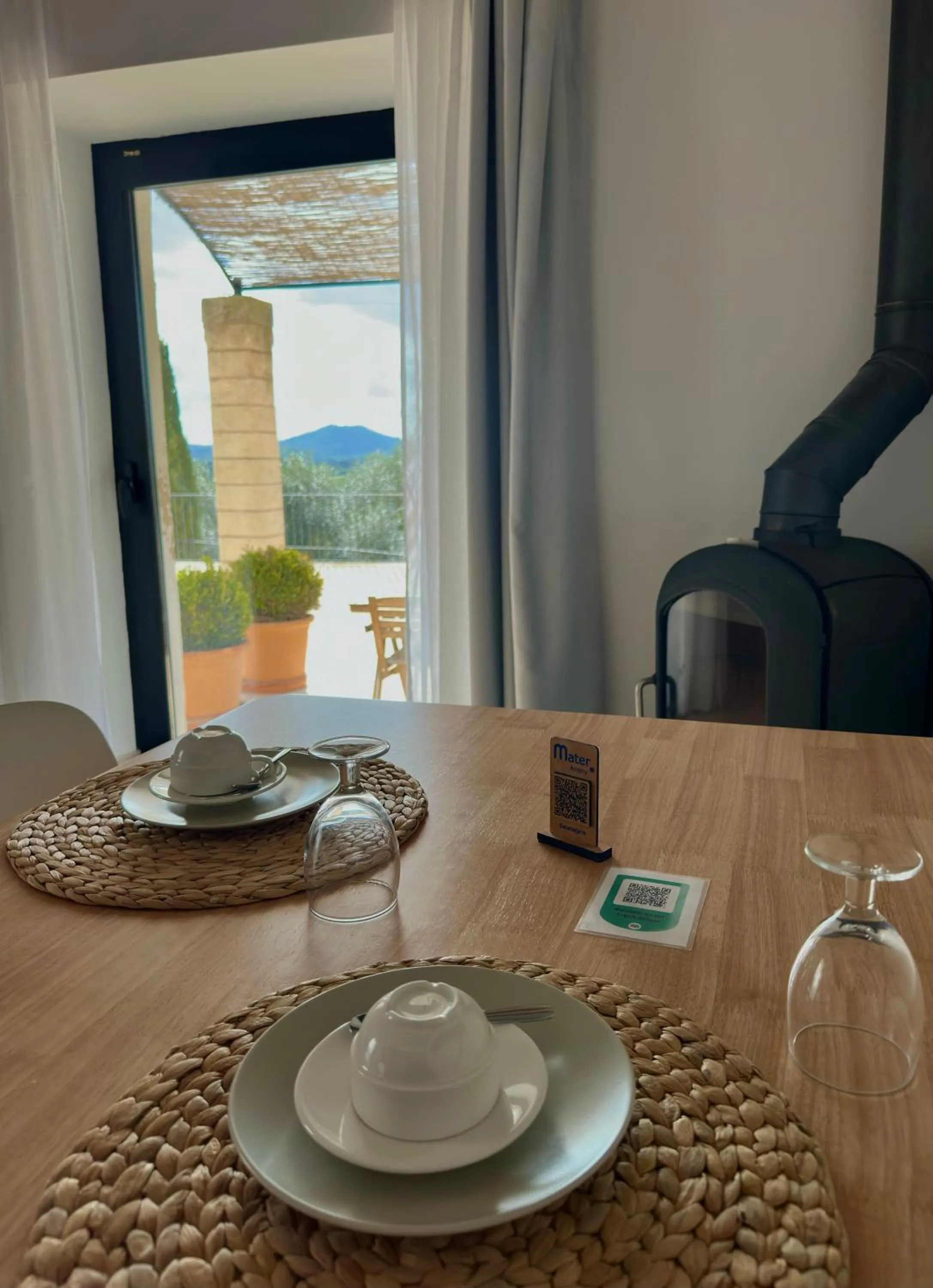 fireplace in Mater Ariany