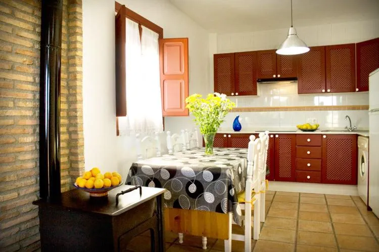 Kitchen or kitchenette in Hotel Rural El Molino de Felipe